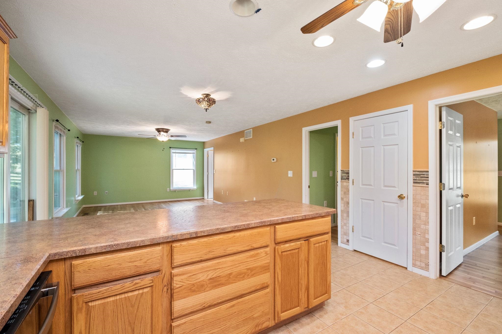 2162 SKIPPIE LN, BROADWAY, Virginia 22815, 5 Bedrooms Bedrooms, ,4 BathroomsBathrooms,Residential,2162 SKIPPIE LN,682436 MLS # 682436 2162 SKIPPIE LN, BROADWAY, Virginia 22815, 5 Bedrooms Bedrooms, ,4 BathroomsBathrooms,Residential,2162 SKIPPIE LN,682436 MLS # 682436