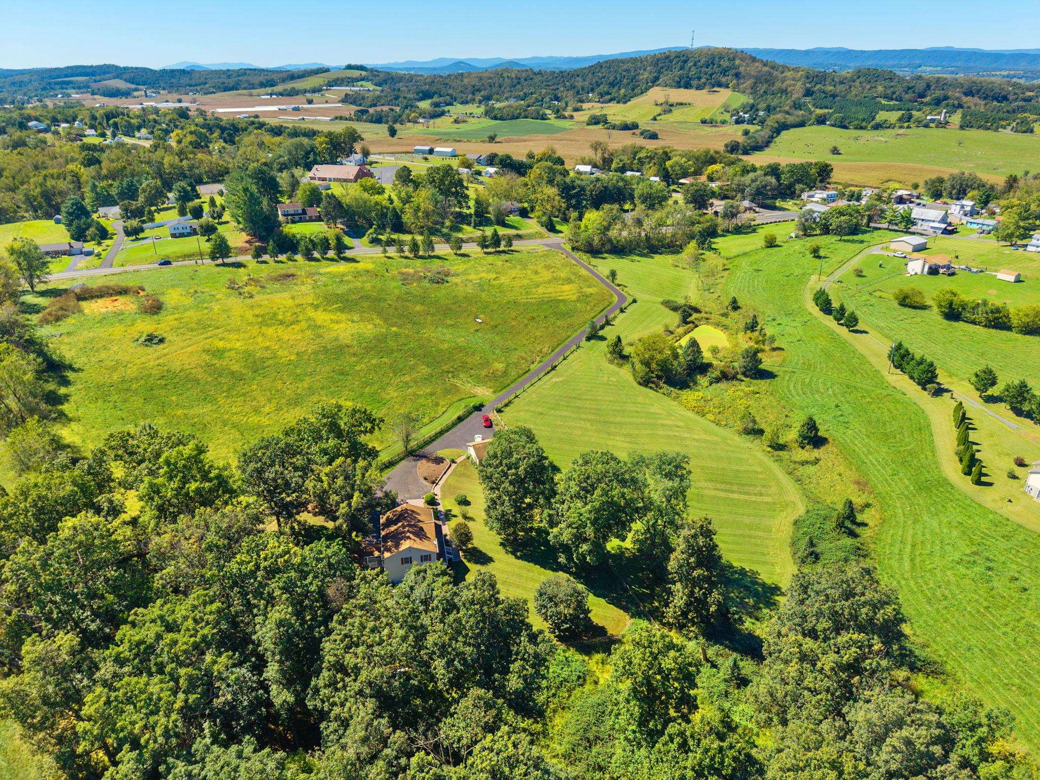 2162 SKIPPIE LN, BROADWAY, Virginia 22815, 5 Bedrooms Bedrooms, ,4 BathroomsBathrooms,Residential,2162 SKIPPIE LN,682436 MLS # 682436 2162 SKIPPIE LN, BROADWAY, Virginia 22815, 5 Bedrooms Bedrooms, ,4 BathroomsBathrooms,Residential,2162 SKIPPIE LN,682436 MLS # 682436