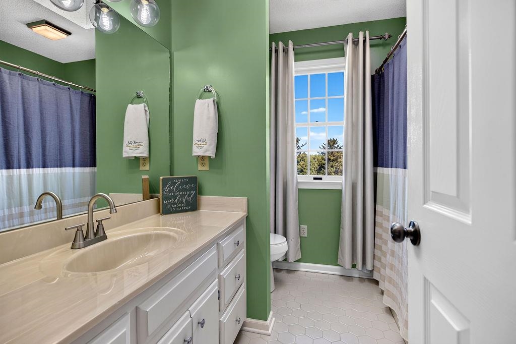 1636 SUMMIT DR, WAYNESBORO, Virginia 22980, 5 Bedrooms Bedrooms, ,4 BathroomsBathrooms,Residential,1636 SUMMIT DR,682446 MLS # 682446 1636 SUMMIT DR, WAYNESBORO, Virginia 22980, 5 Bedrooms Bedrooms, ,4 BathroomsBathrooms,Residential,1636 SUMMIT DR,682446 MLS # 682446