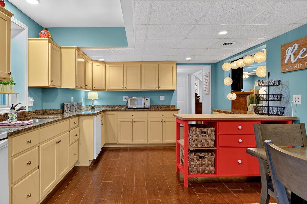 1636 SUMMIT DR, WAYNESBORO, Virginia 22980, 5 Bedrooms Bedrooms, ,4 BathroomsBathrooms,Residential,1636 SUMMIT DR,682446 MLS # 682446 1636 SUMMIT DR, WAYNESBORO, Virginia 22980, 5 Bedrooms Bedrooms, ,4 BathroomsBathrooms,Residential,1636 SUMMIT DR,682446 MLS # 682446