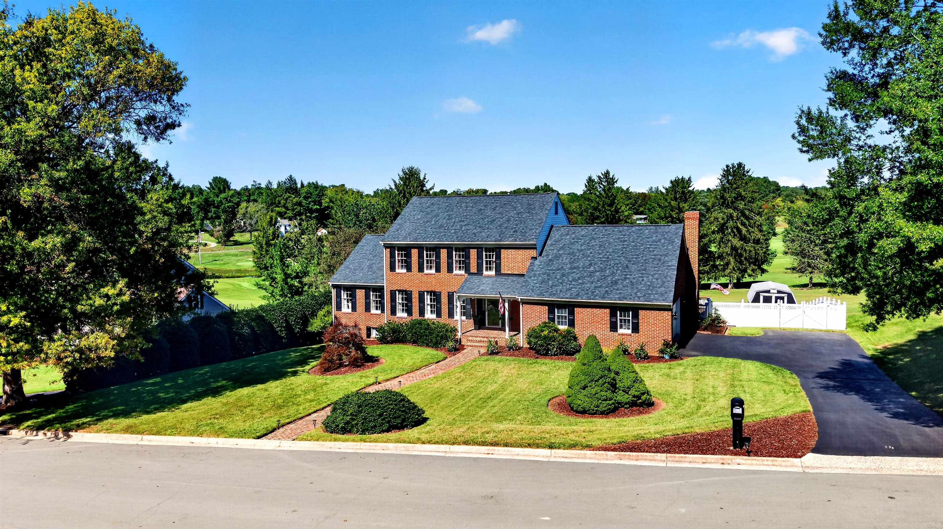 1636 SUMMIT DR, WAYNESBORO, Virginia 22980, 5 Bedrooms Bedrooms, ,4 BathroomsBathrooms,Residential,1636 SUMMIT DR,682446 MLS # 682446 1636 SUMMIT DR, WAYNESBORO, Virginia 22980, 5 Bedrooms Bedrooms, ,4 BathroomsBathrooms,Residential,1636 SUMMIT DR,682446 MLS # 682446