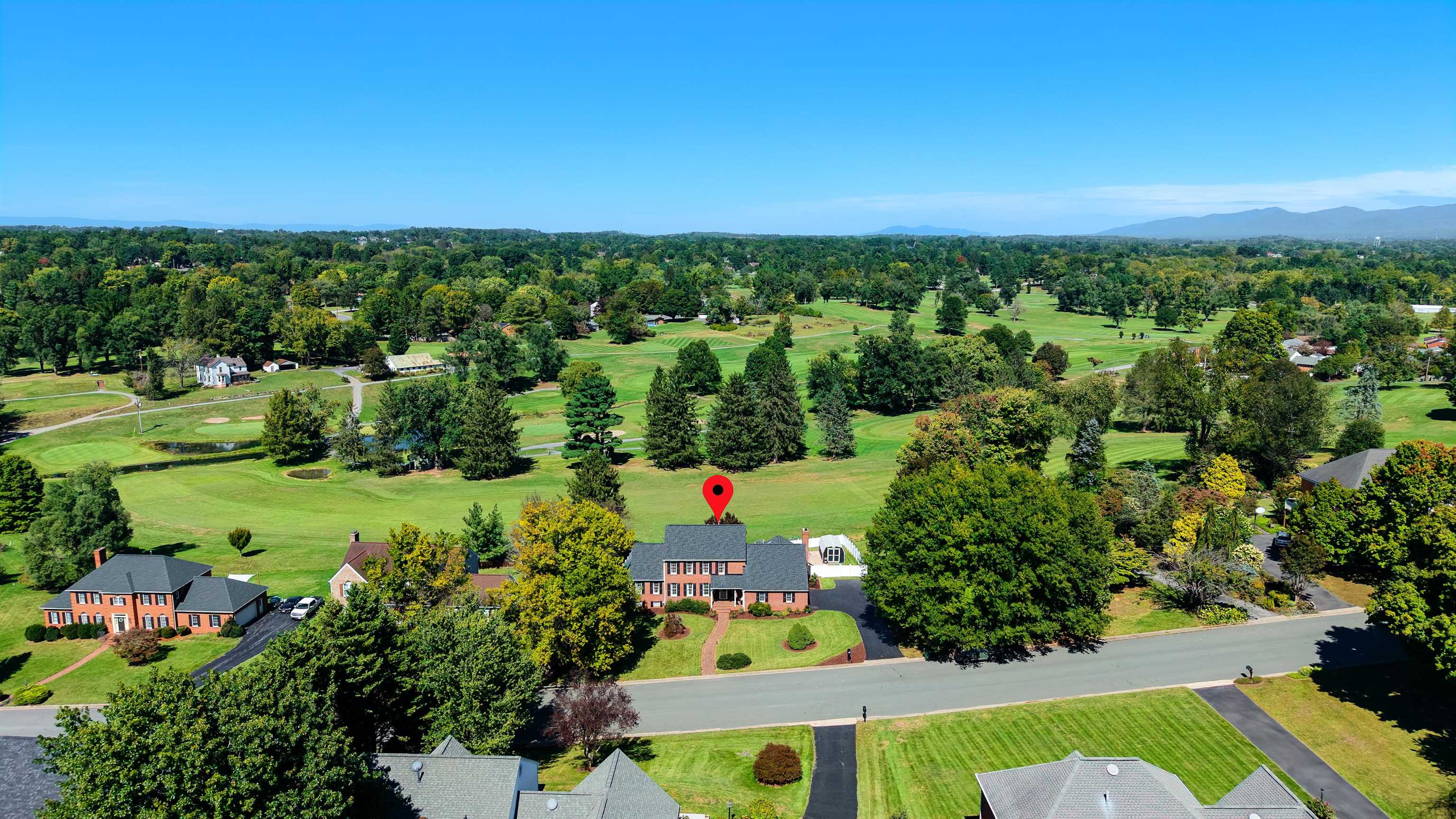 1636 SUMMIT DR, WAYNESBORO, Virginia 22980, 5 Bedrooms Bedrooms, ,4 BathroomsBathrooms,Residential,1636 SUMMIT DR,682446 MLS # 682446 1636 SUMMIT DR, WAYNESBORO, Virginia 22980, 5 Bedrooms Bedrooms, ,4 BathroomsBathrooms,Residential,1636 SUMMIT DR,682446 MLS # 682446