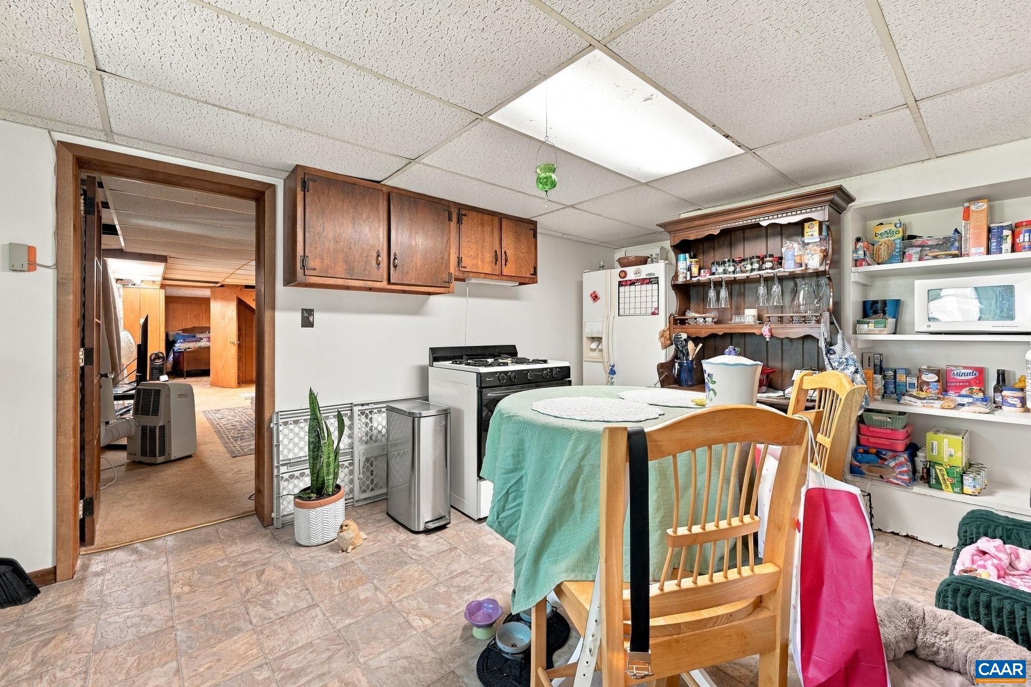 6285 MARKWOOD RD, EARLYSVILLE, Virginia 22936, 4 Bedrooms Bedrooms, ,2 BathroomsBathrooms,Residential,Earlysville Haven,6285 MARKWOOD RD,682449 MLS # 682449 6285 MARKWOOD RD, EARLYSVILLE, Virginia 22936, 4 Bedrooms Bedrooms, ,2 BathroomsBathrooms,Residential,Earlysville Haven,6285 MARKWOOD RD,682449 MLS # 682449