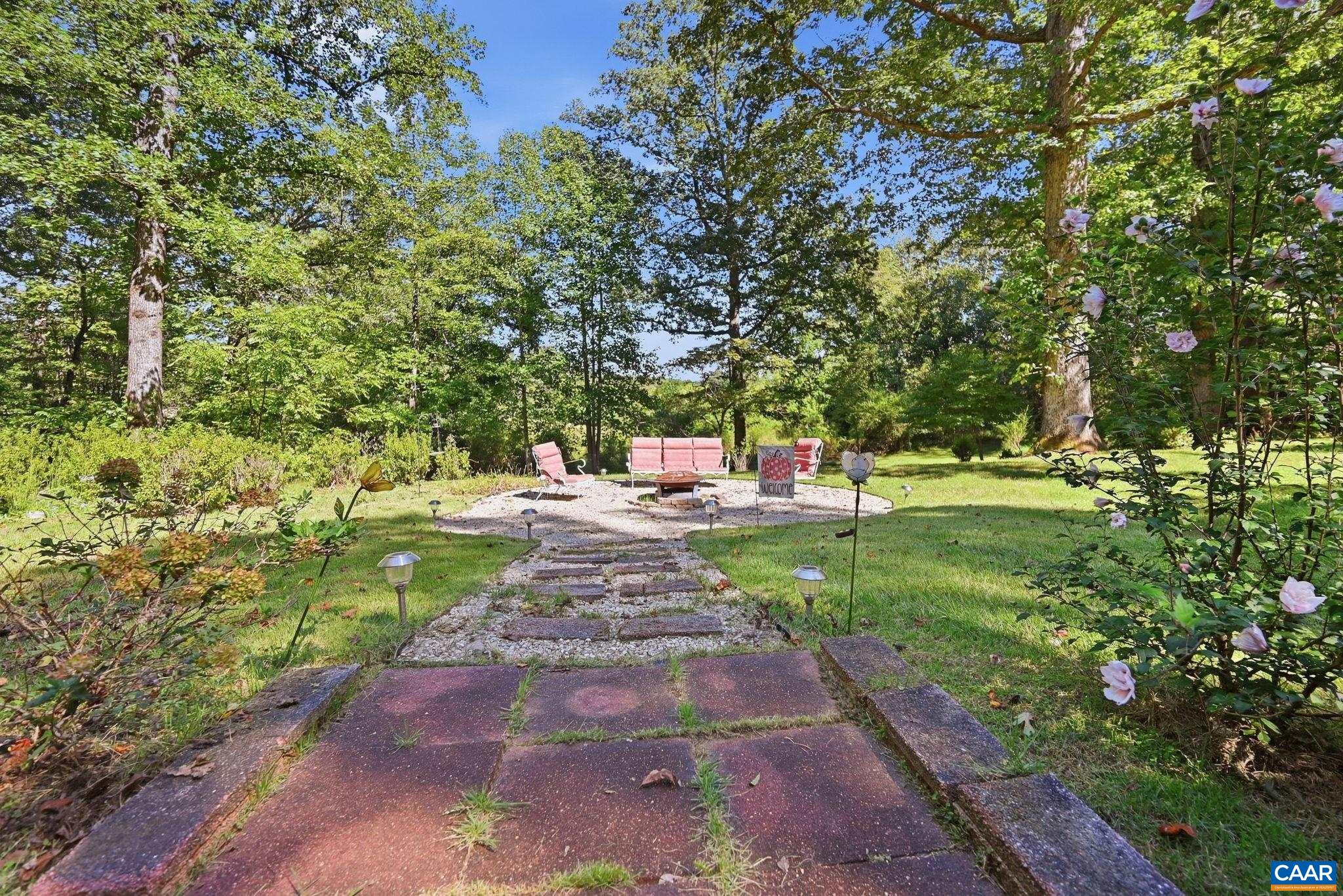 6285 MARKWOOD RD, EARLYSVILLE, Virginia 22936, 4 Bedrooms Bedrooms, ,2 BathroomsBathrooms,Residential,Earlysville Haven,6285 MARKWOOD RD,682449 MLS # 682449 6285 MARKWOOD RD, EARLYSVILLE, Virginia 22936, 4 Bedrooms Bedrooms, ,2 BathroomsBathrooms,Residential,Earlysville Haven,6285 MARKWOOD RD,682449 MLS # 682449