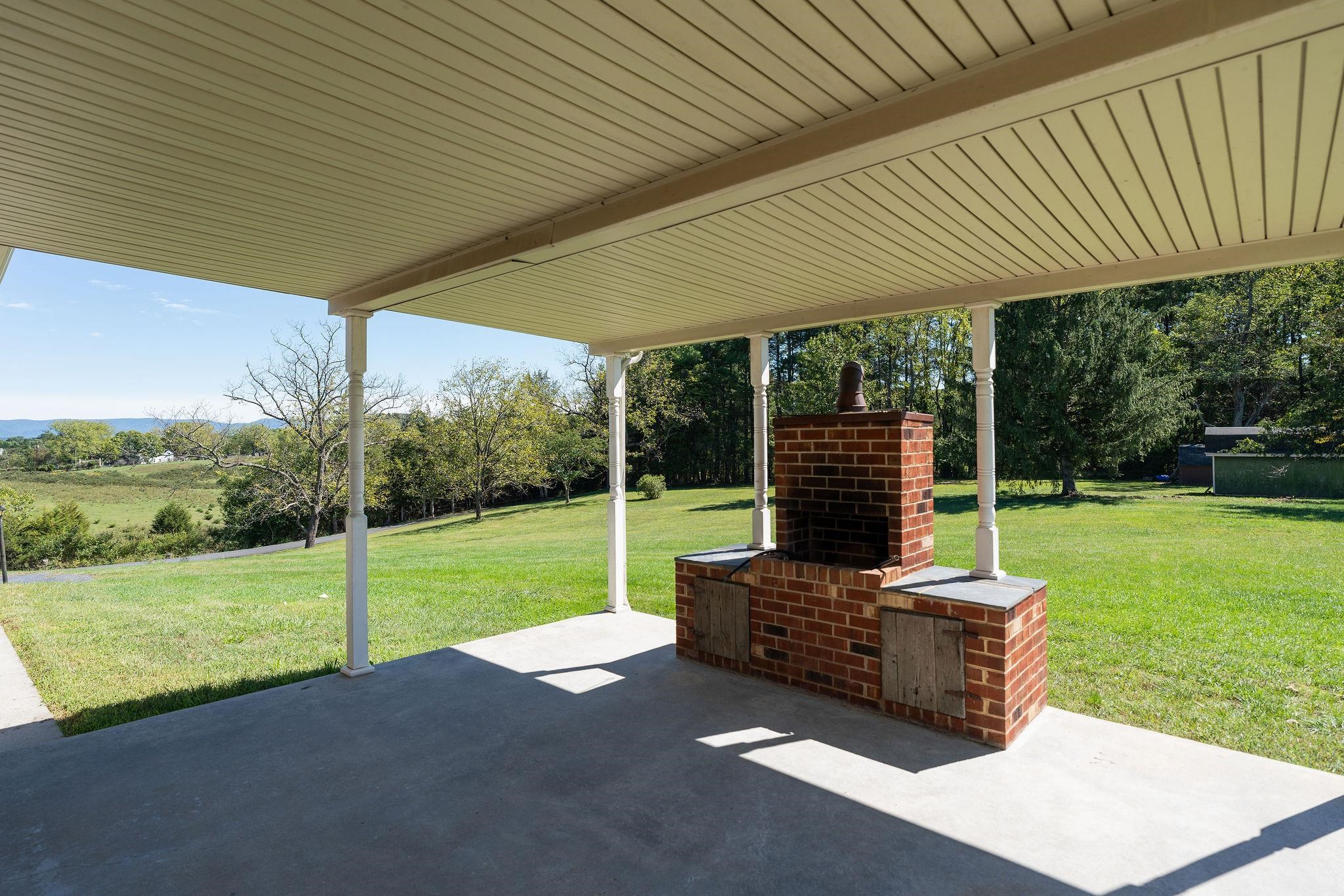 71 HERMITAGE RD, STAUNTON, Virginia 24401, 3 Bedrooms Bedrooms, ,1 BathroomBathrooms,Residential,71 HERMITAGE RD,682451 MLS # 682451 71 HERMITAGE RD, STAUNTON, Virginia 24401, 3 Bedrooms Bedrooms, ,1 BathroomBathrooms,Residential,71 HERMITAGE RD,682451 MLS # 682451