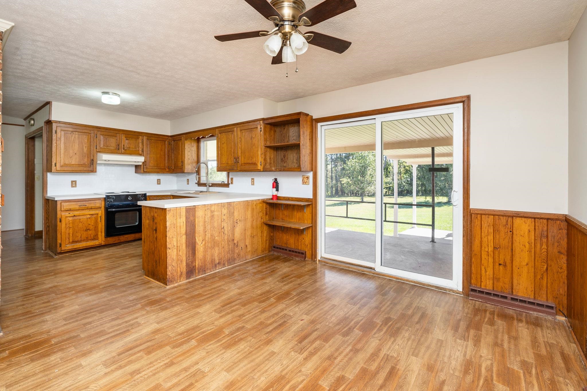 71 HERMITAGE RD, STAUNTON, Virginia 24401, 3 Bedrooms Bedrooms, ,1 BathroomBathrooms,Residential,71 HERMITAGE RD,682451 MLS # 682451 71 HERMITAGE RD, STAUNTON, Virginia 24401, 3 Bedrooms Bedrooms, ,1 BathroomBathrooms,Residential,71 HERMITAGE RD,682451 MLS # 682451