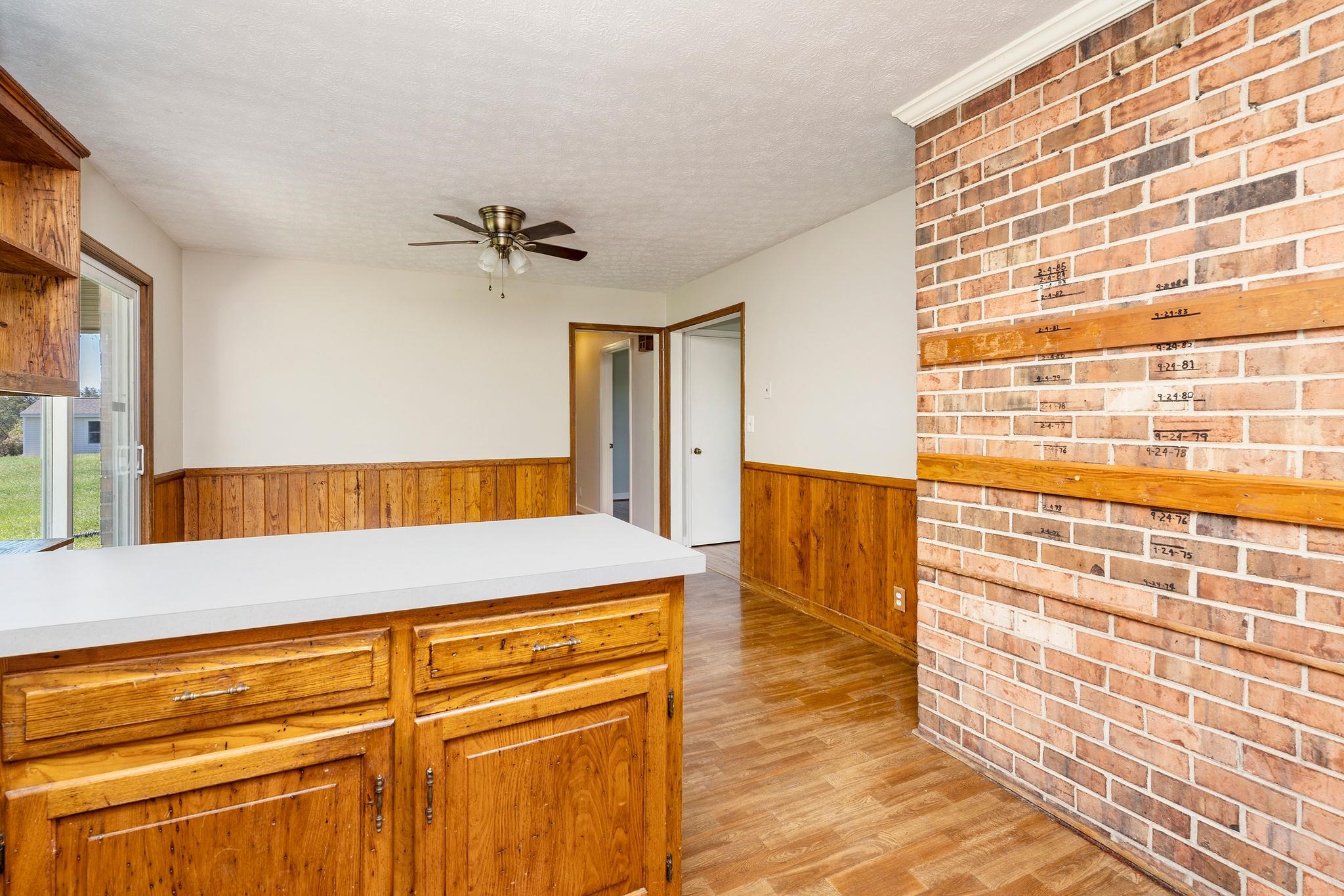 71 HERMITAGE RD, STAUNTON, Virginia 24401, 3 Bedrooms Bedrooms, ,1 BathroomBathrooms,Residential,71 HERMITAGE RD,682451 MLS # 682451 71 HERMITAGE RD, STAUNTON, Virginia 24401, 3 Bedrooms Bedrooms, ,1 BathroomBathrooms,Residential,71 HERMITAGE RD,682451 MLS # 682451