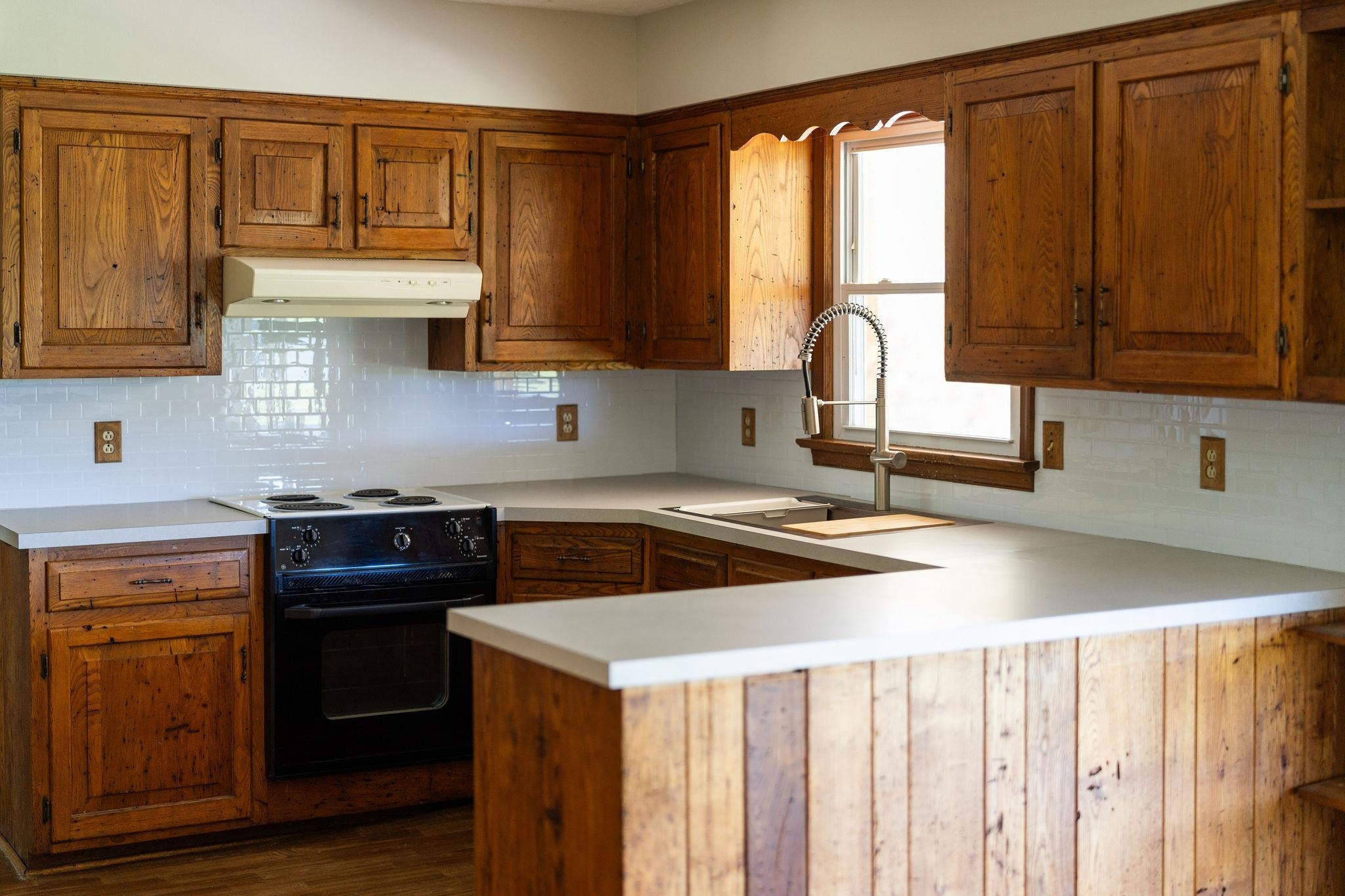 71 HERMITAGE RD, STAUNTON, Virginia 24401, 3 Bedrooms Bedrooms, ,1 BathroomBathrooms,Residential,71 HERMITAGE RD,682451 MLS # 682451 71 HERMITAGE RD, STAUNTON, Virginia 24401, 3 Bedrooms Bedrooms, ,1 BathroomBathrooms,Residential,71 HERMITAGE RD,682451 MLS # 682451