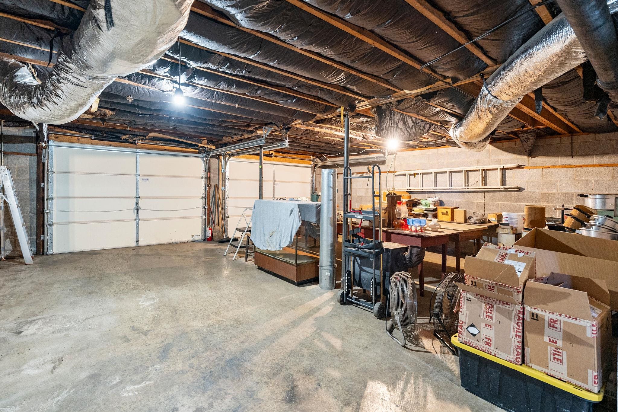 71 HERMITAGE RD, STAUNTON, Virginia 24401, 3 Bedrooms Bedrooms, ,1 BathroomBathrooms,Residential,71 HERMITAGE RD,682451 MLS # 682451 71 HERMITAGE RD, STAUNTON, Virginia 24401, 3 Bedrooms Bedrooms, ,1 BathroomBathrooms,Residential,71 HERMITAGE RD,682451 MLS # 682451