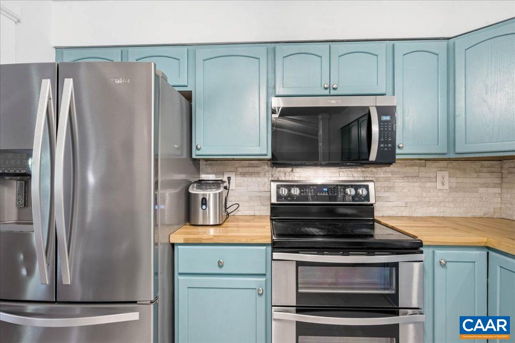 2937 BROOKMERE RD, CHARLOTTESVILLE, Virginia 22901, 6 Bedrooms Bedrooms, ,3 BathroomsBathrooms,Residential,2937 BROOKMERE RD,682454 MLS # 682454 2937 BROOKMERE RD, CHARLOTTESVILLE, Virginia 22901, 6 Bedrooms Bedrooms, ,3 BathroomsBathrooms,Residential,2937 BROOKMERE RD,682454 MLS # 682454