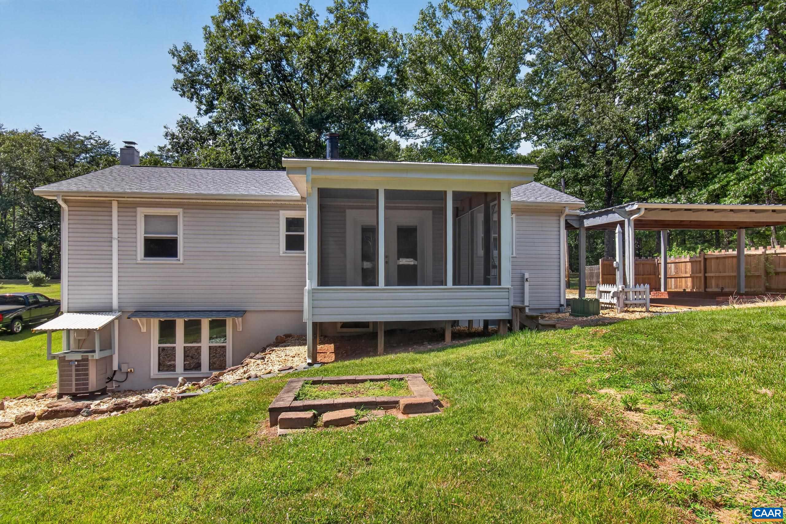 2112 CARPENTERS MILL RD, BARBOURSVILLE, Virginia 22923, 3 Bedrooms Bedrooms, ,2 BathroomsBathrooms,Residential,2112 CARPENTERS MILL RD,678658 MLS # 678658