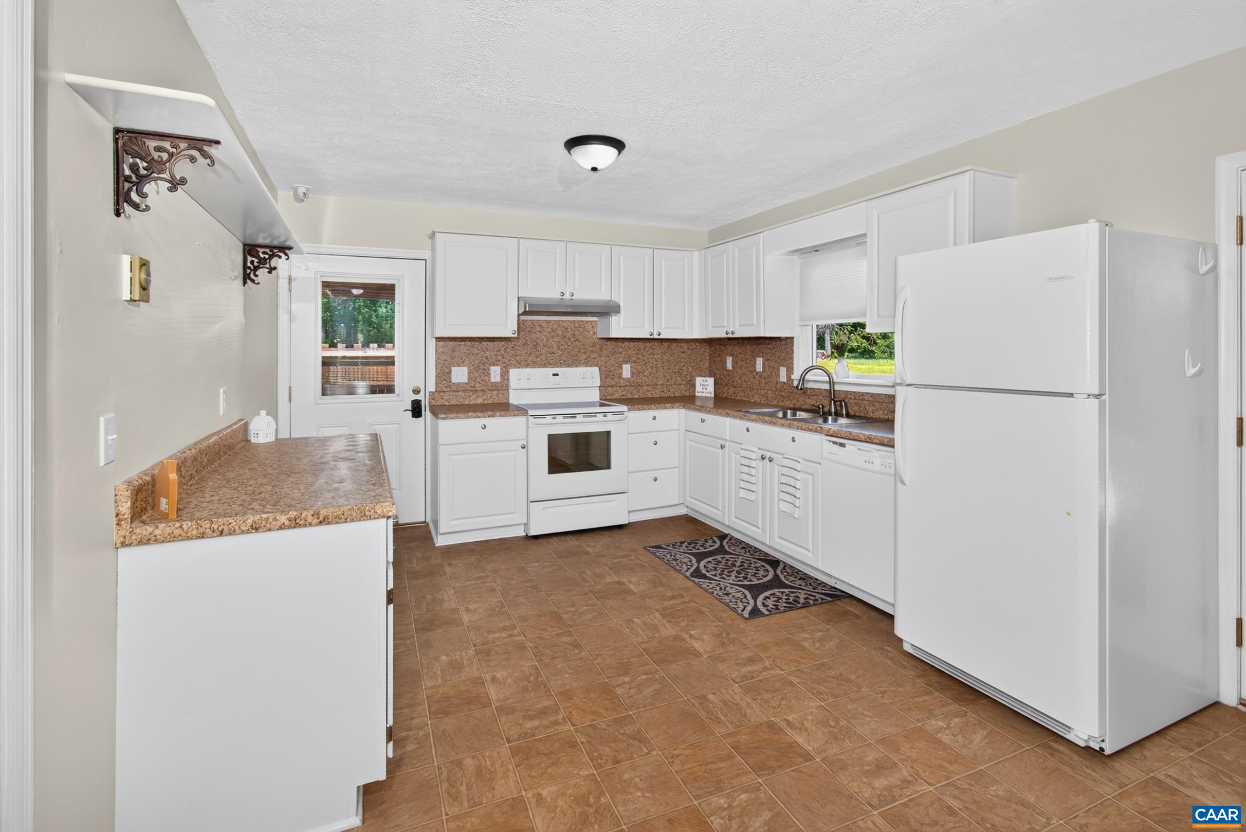 2112 CARPENTERS MILL RD, BARBOURSVILLE, Virginia 22923, 3 Bedrooms Bedrooms, ,2 BathroomsBathrooms,Residential,2112 CARPENTERS MILL RD,678658 MLS # 678658