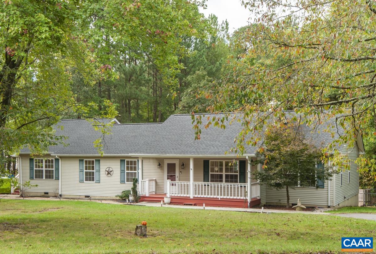 5 LOBLOLLY RD, PALMYRA, Virginia 22963, 5 Bedrooms Bedrooms, ,3 BathroomsBathrooms,Residential,5 LOBLOLLY RD,682319 MLS # 682319