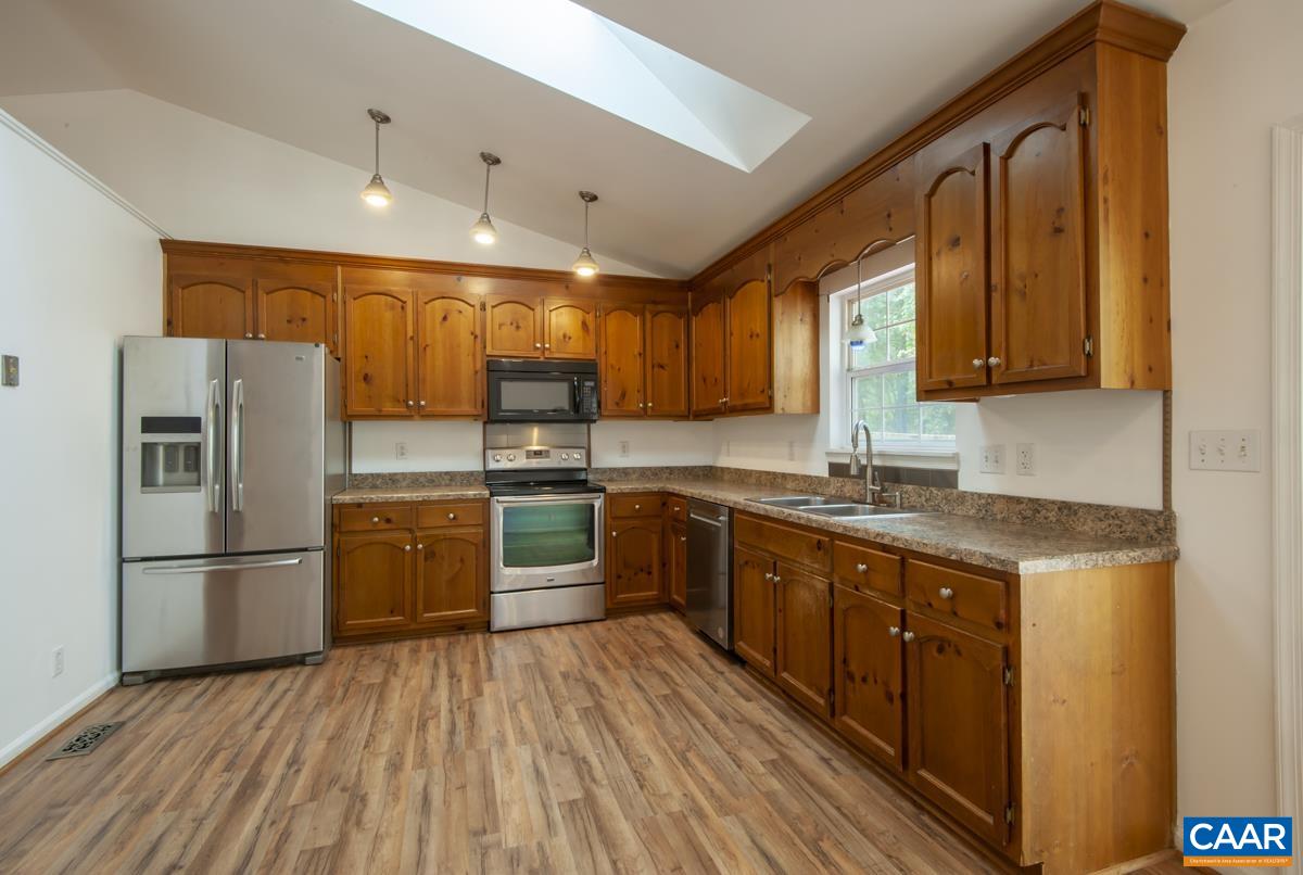 5 LOBLOLLY RD, PALMYRA, Virginia 22963, 5 Bedrooms Bedrooms, ,3 BathroomsBathrooms,Residential,5 LOBLOLLY RD,682319 MLS # 682319