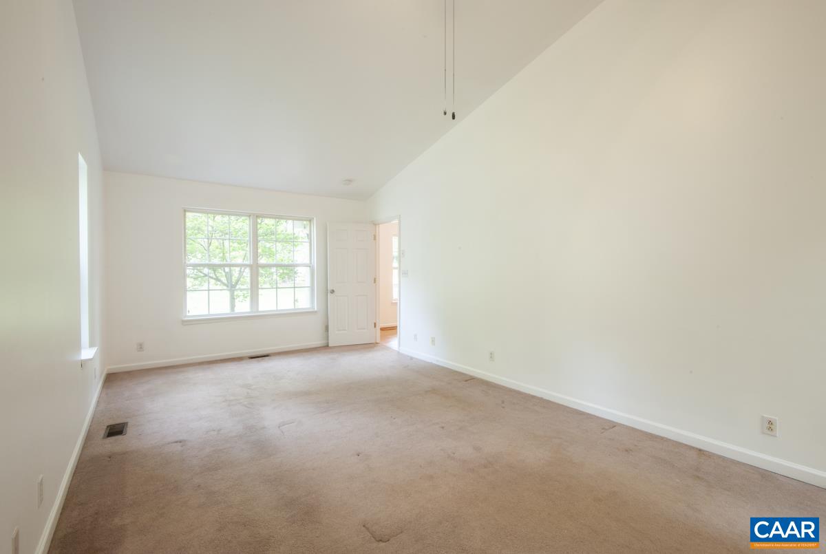 5 LOBLOLLY RD, PALMYRA, Virginia 22963, 5 Bedrooms Bedrooms, ,3 BathroomsBathrooms,Residential,5 LOBLOLLY RD,682319 MLS # 682319