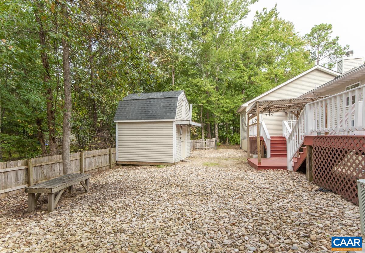 5 LOBLOLLY RD, PALMYRA, Virginia 22963, 5 Bedrooms Bedrooms, ,3 BathroomsBathrooms,Residential,5 LOBLOLLY RD,682319 MLS # 682319