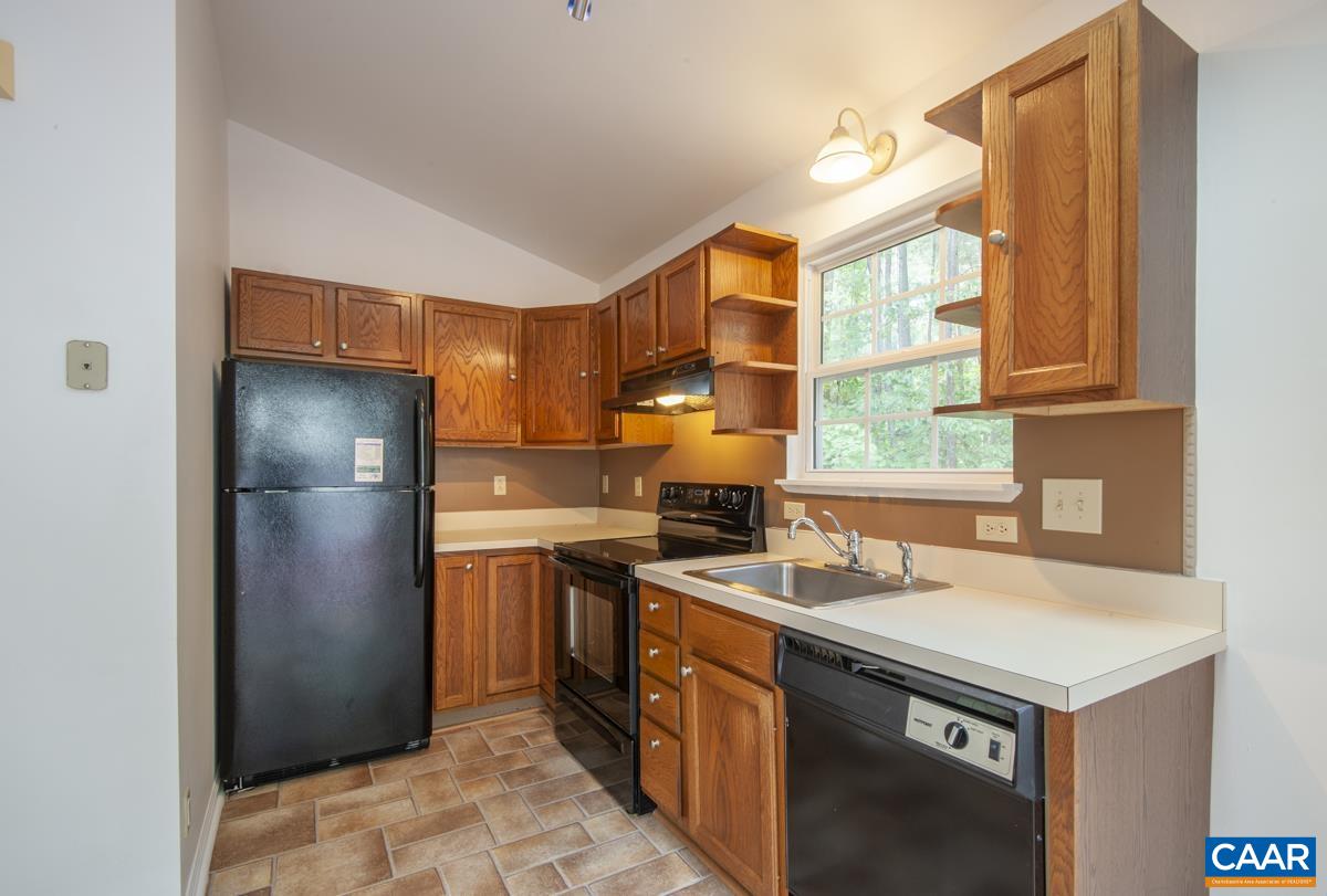 5 LOBLOLLY RD, PALMYRA, Virginia 22963, 5 Bedrooms Bedrooms, ,3 BathroomsBathrooms,Residential,5 LOBLOLLY RD,682319 MLS # 682319