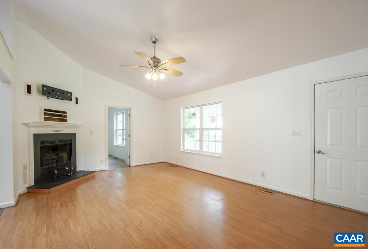 5 LOBLOLLY RD, PALMYRA, Virginia 22963, 5 Bedrooms Bedrooms, ,3 BathroomsBathrooms,Residential,5 LOBLOLLY RD,682319 MLS # 682319