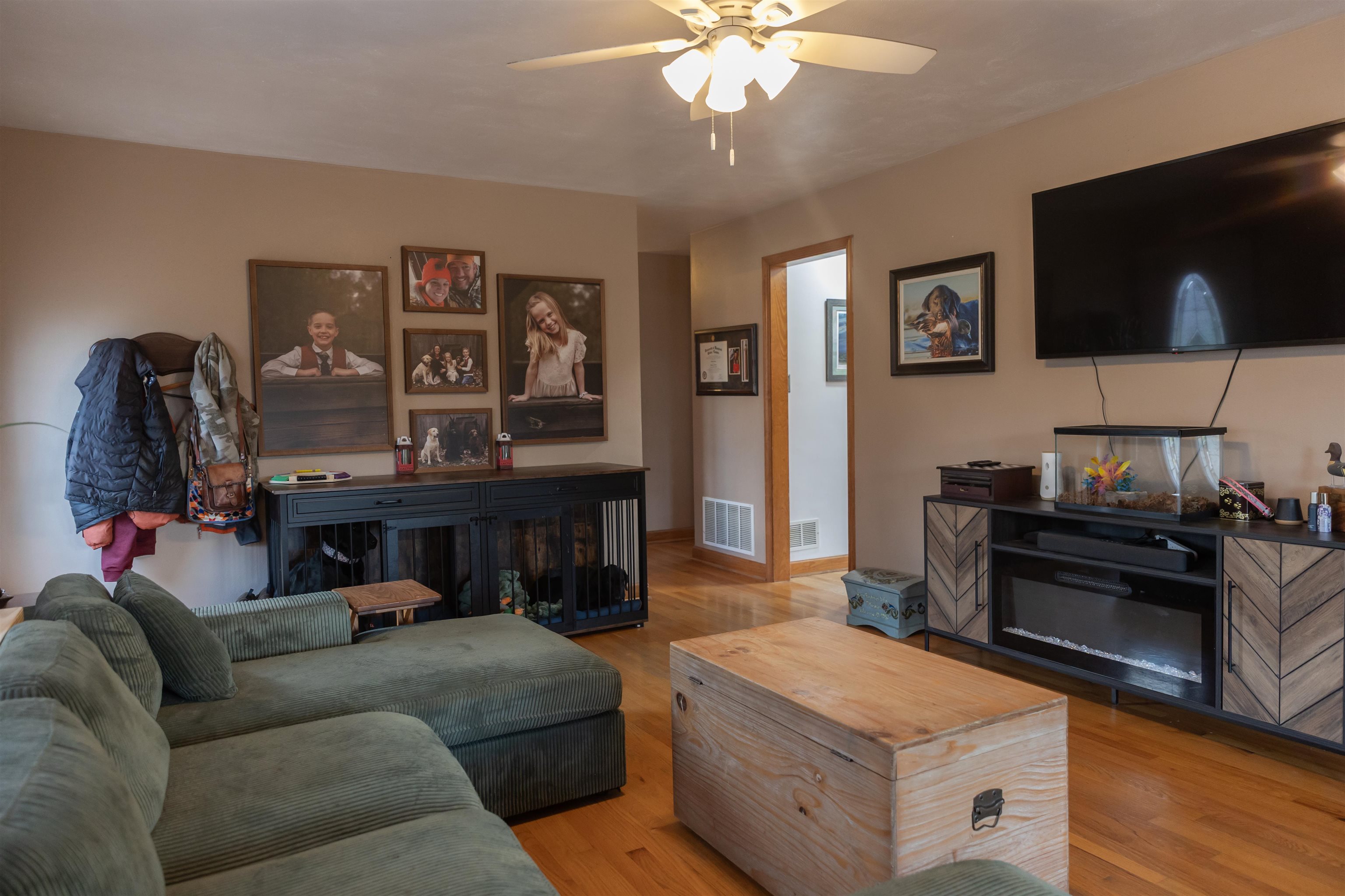896 COLLIERSTOWN RD, LEXINGTON, Virginia 24450, 3 Bedrooms Bedrooms, ,2 BathroomsBathrooms,Residential,896 COLLIERSTOWN RD,682470 MLS # 682470 896 COLLIERSTOWN RD, LEXINGTON, Virginia 24450, 3 Bedrooms Bedrooms, ,2 BathroomsBathrooms,Residential,896 COLLIERSTOWN RD,682470 MLS # 682470