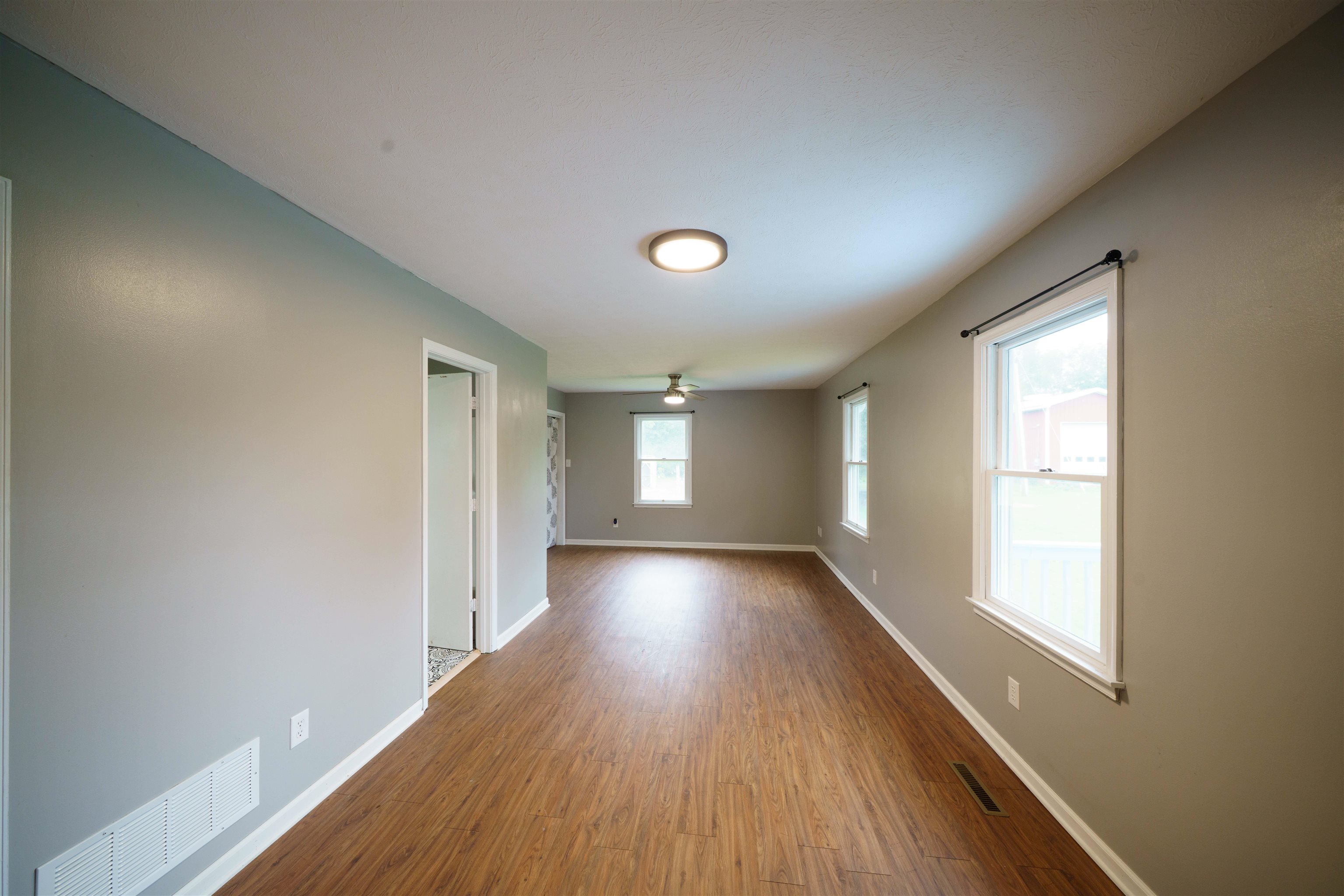 15176 NEW MARKET RD, TIMBERVILLE, Virginia 22853, 4 Bedrooms Bedrooms, ,2 BathroomsBathrooms,Residential,15176 NEW MARKET RD,682481 MLS # 682481
