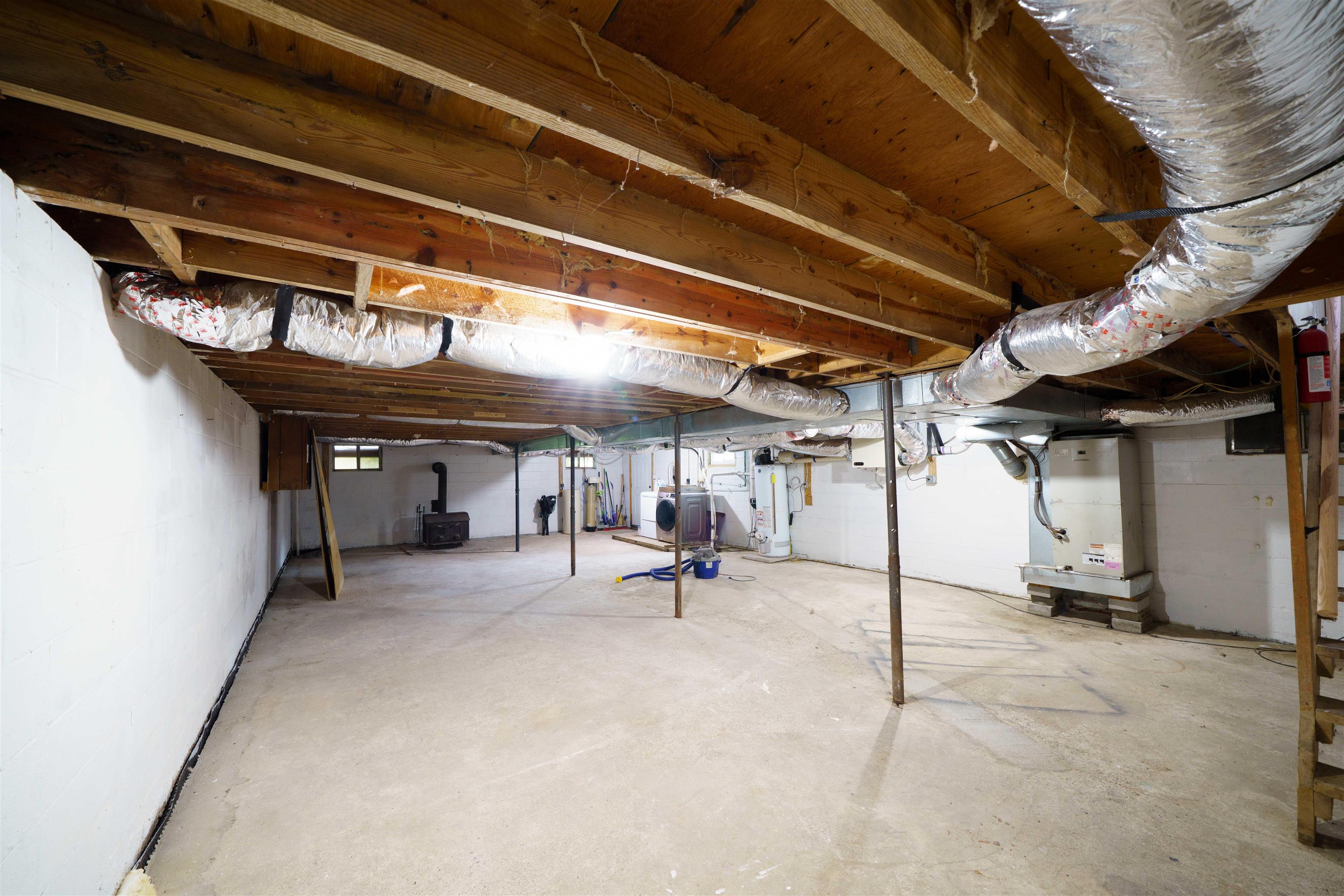 15176 NEW MARKET RD, TIMBERVILLE, Virginia 22853, 4 Bedrooms Bedrooms, ,2 BathroomsBathrooms,Residential,15176 NEW MARKET RD,682481 MLS # 682481