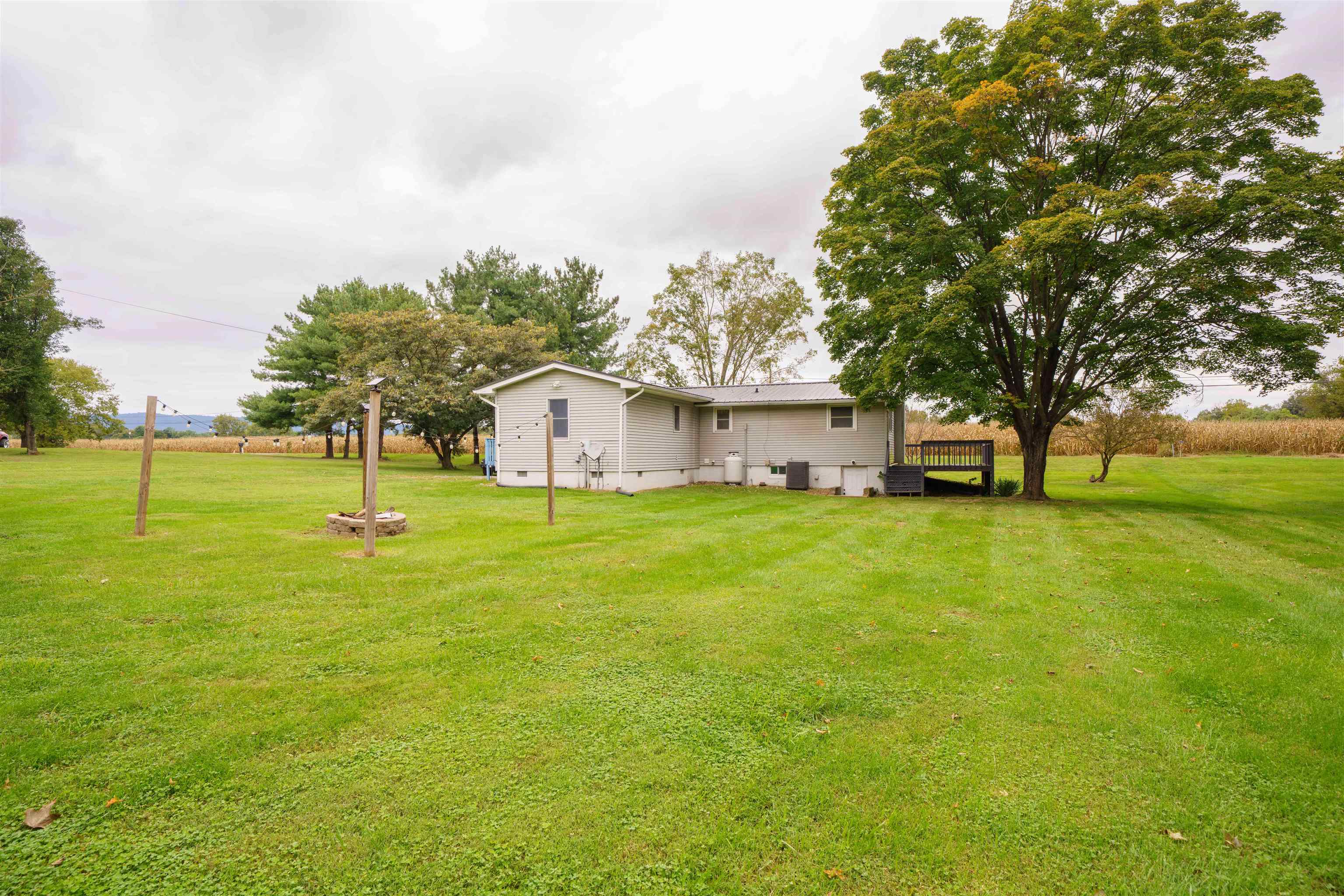 15176 NEW MARKET RD, TIMBERVILLE, Virginia 22853, 4 Bedrooms Bedrooms, ,2 BathroomsBathrooms,Residential,15176 NEW MARKET RD,682481 MLS # 682481