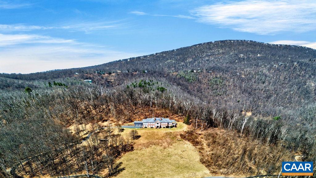 2611 BRYANT MOUNTAIN RD, ROSELAND, Virginia 22967, 3 Bedrooms Bedrooms, ,2 BathroomsBathrooms,Residential,2611 BRYANT MOUNTAIN RD,674507 MLS # 674507