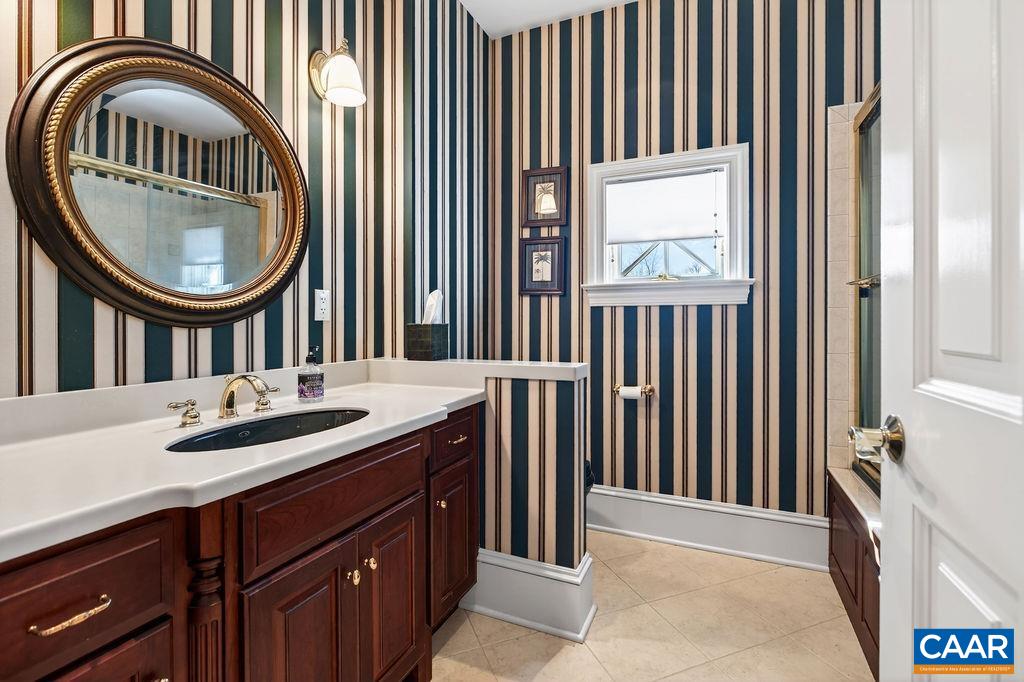 2611 BRYANT MOUNTAIN RD, ROSELAND, Virginia 22967, 3 Bedrooms Bedrooms, ,2 BathroomsBathrooms,Residential,2611 BRYANT MOUNTAIN RD,674507 MLS # 674507