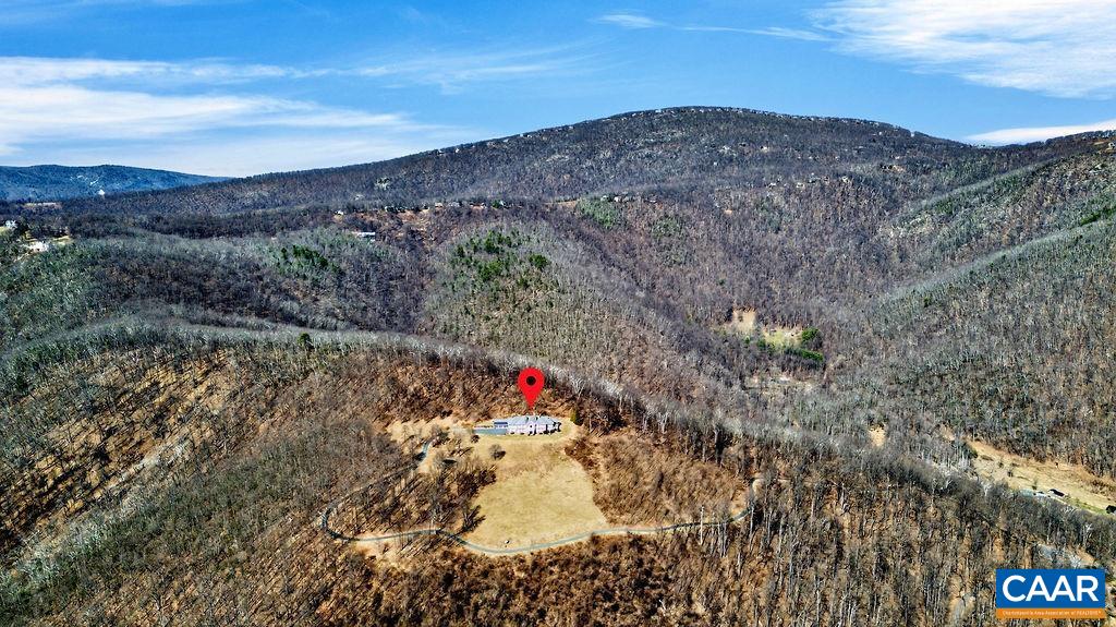 2611 BRYANT MOUNTAIN RD, ROSELAND, Virginia 22967, 3 Bedrooms Bedrooms, ,2 BathroomsBathrooms,Residential,2611 BRYANT MOUNTAIN RD,674507 MLS # 674507