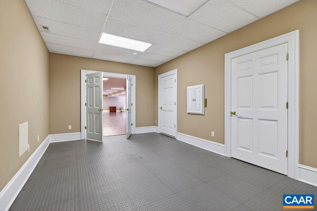 2611 BRYANT MOUNTAIN RD, ROSELAND, Virginia 22967, 3 Bedrooms Bedrooms, ,2 BathroomsBathrooms,Residential,2611 BRYANT MOUNTAIN RD,674507 MLS # 674507