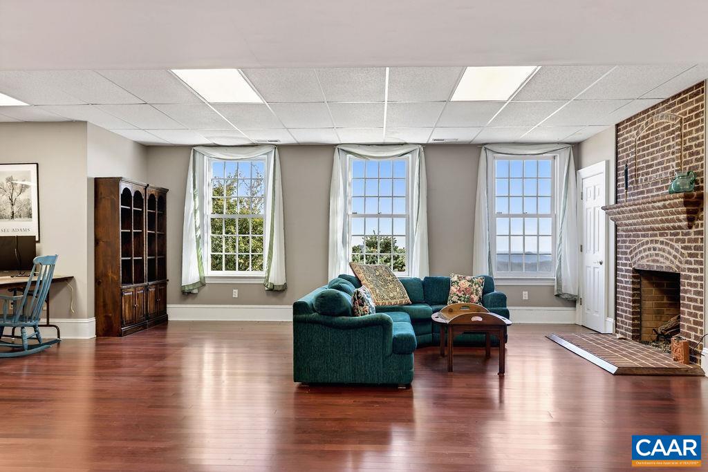 2611 BRYANT MOUNTAIN RD, ROSELAND, Virginia 22967, 3 Bedrooms Bedrooms, ,2 BathroomsBathrooms,Residential,2611 BRYANT MOUNTAIN RD,674507 MLS # 674507