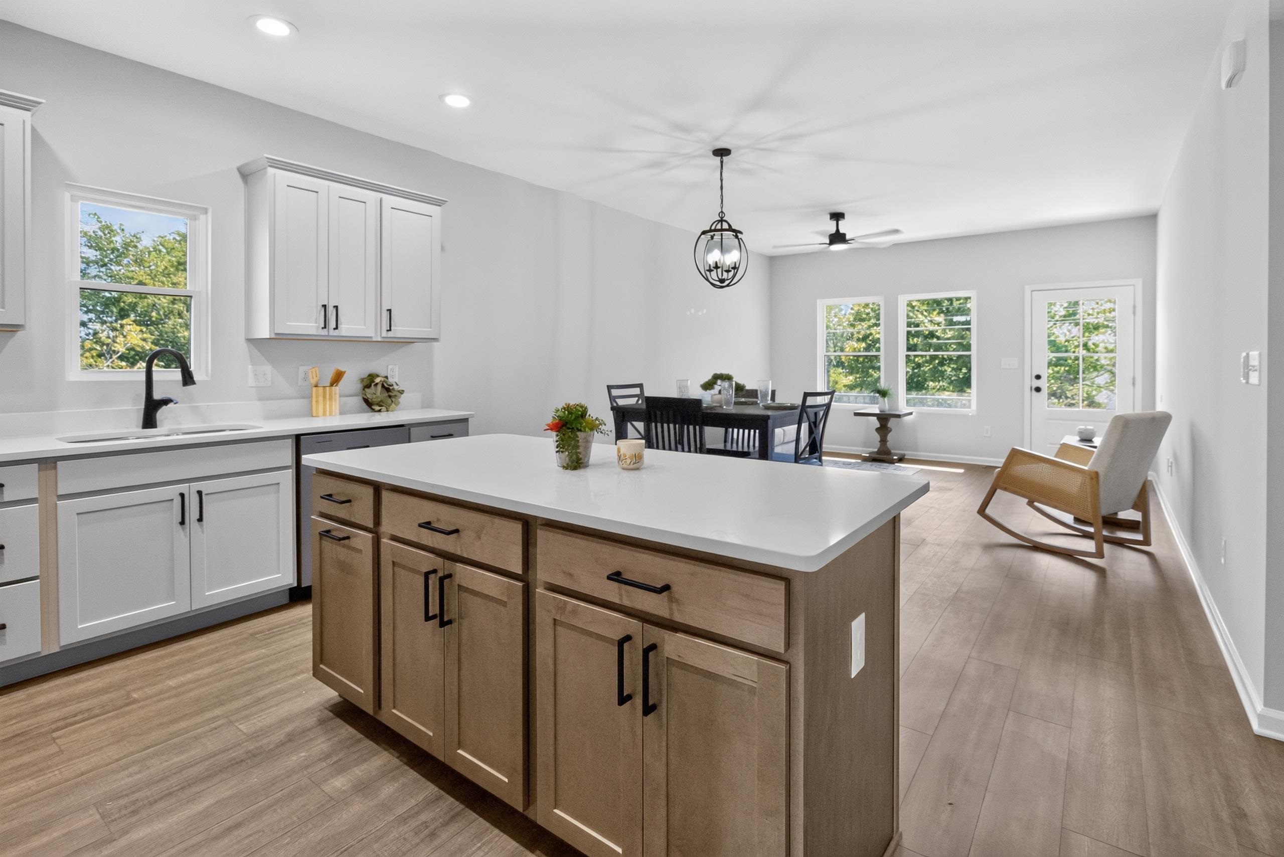 91 BEVERLEY ST, VERONA, Virginia 24482, 3 Bedrooms Bedrooms, ,2 BathroomsBathrooms,Residential,91 BEVERLEY ST,675980 MLS # 675980