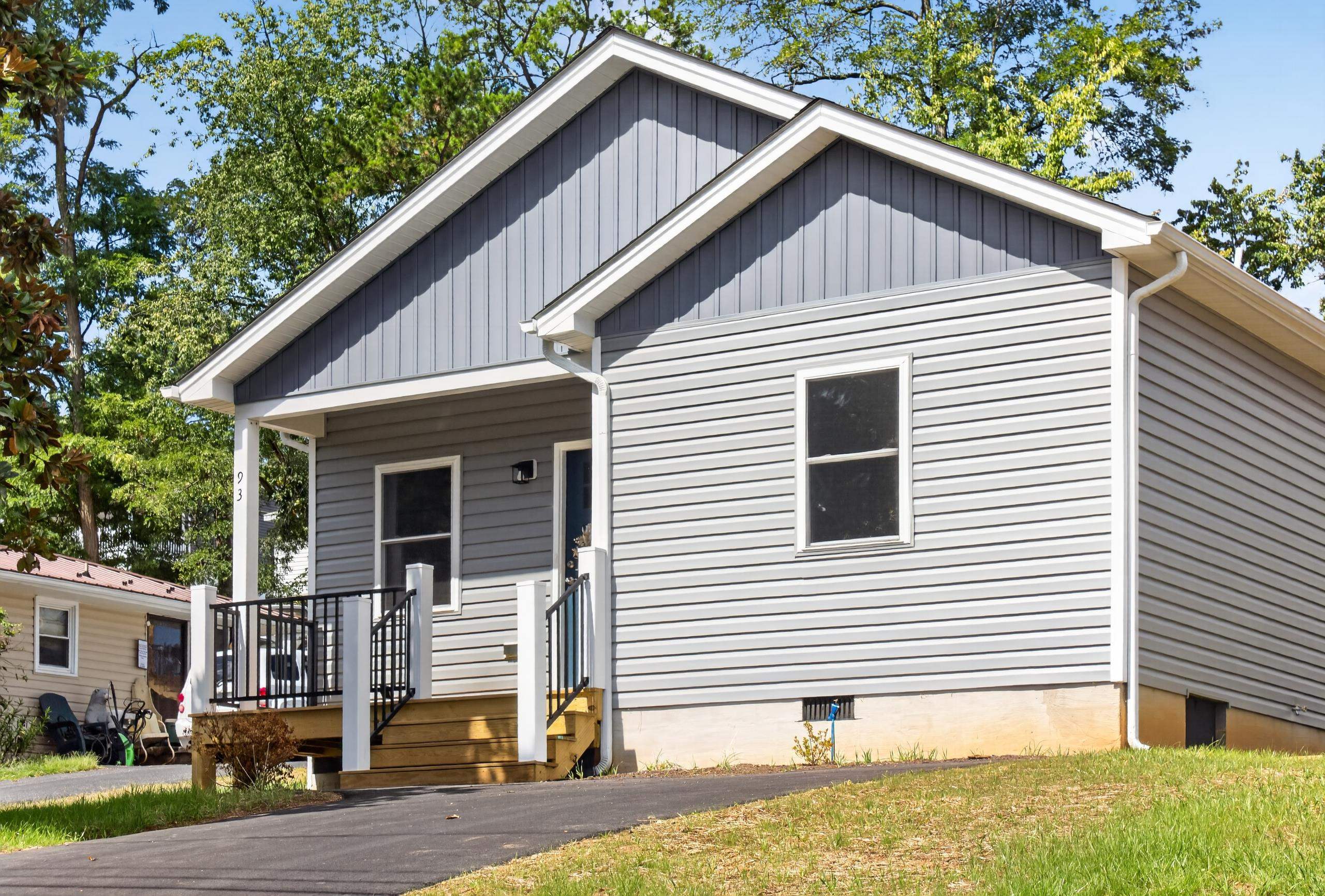 93 BEVERLEY ST, VERONA, Virginia 24482, 3 Bedrooms Bedrooms, ,2 BathroomsBathrooms,Residential,93 BEVERLEY ST,676054 MLS # 676054 93 BEVERLEY ST, VERONA, Virginia 24482, 3 Bedrooms Bedrooms, ,2 BathroomsBathrooms,Residential,93 BEVERLEY ST,676054 MLS # 676054