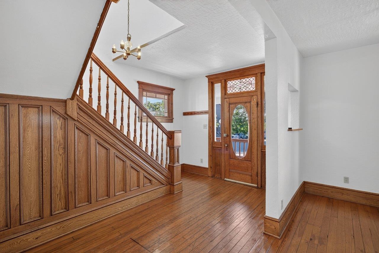 148 W WOLFE ST, HARRISONBURG, Virginia 22802, ,Residential,148 W WOLFE ST,682473 MLS # 682473 148 W WOLFE ST, HARRISONBURG, Virginia 22802, ,Residential,148 W WOLFE ST,682473 MLS # 682473