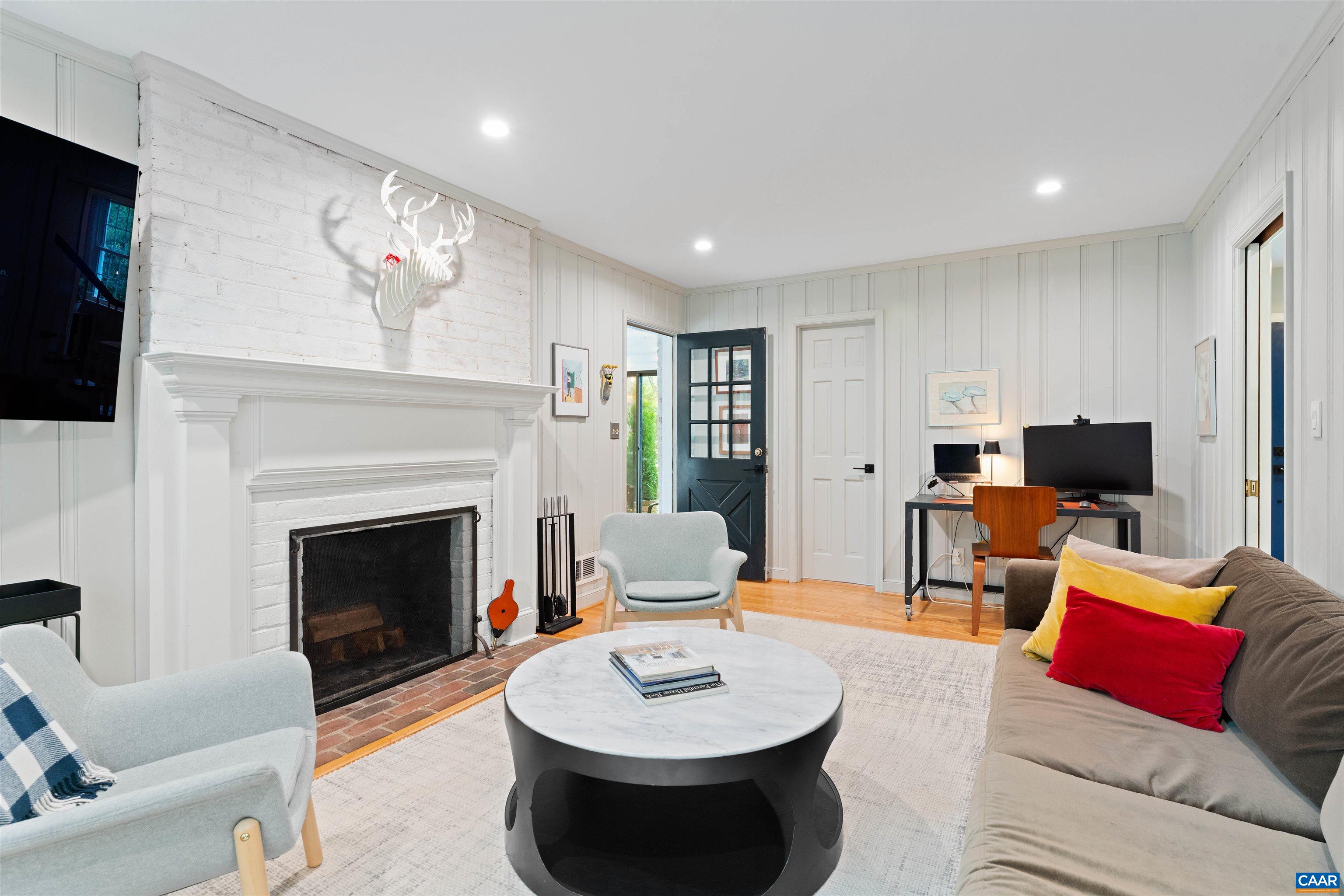 1613 KING MOUNTAIN RD, CHARLOTTESVILLE, Virginia 22901, 4 Bedrooms Bedrooms, ,3 BathroomsBathrooms,Residential,1613 KING MOUNTAIN RD,682443 MLS # 682443