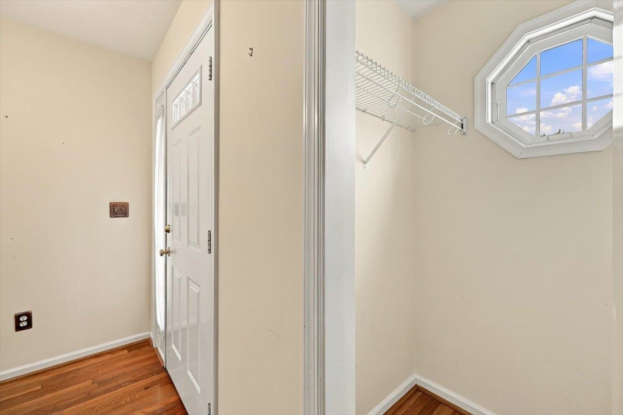 1216 POPLAR CIR, HARRISONBURG, Virginia 22802, 3 Bedrooms Bedrooms, ,3 BathroomsBathrooms,Residential,1216 POPLAR CIR,682495 MLS # 682495 1216 POPLAR CIR, HARRISONBURG, Virginia 22802, 3 Bedrooms Bedrooms, ,3 BathroomsBathrooms,Residential,1216 POPLAR CIR,682495 MLS # 682495