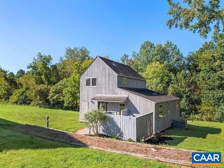 48 MEADOW LN, NELLYSFORD, Virginia 22958, 3 Bedrooms Bedrooms, ,2 BathroomsBathrooms,Residential,48 MEADOW LN,674559 MLS # 674559