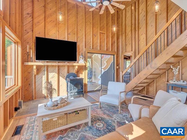 48 MEADOW LN, NELLYSFORD, Virginia 22958, 3 Bedrooms Bedrooms, ,2 BathroomsBathrooms,Residential,48 MEADOW LN,674559 MLS # 674559