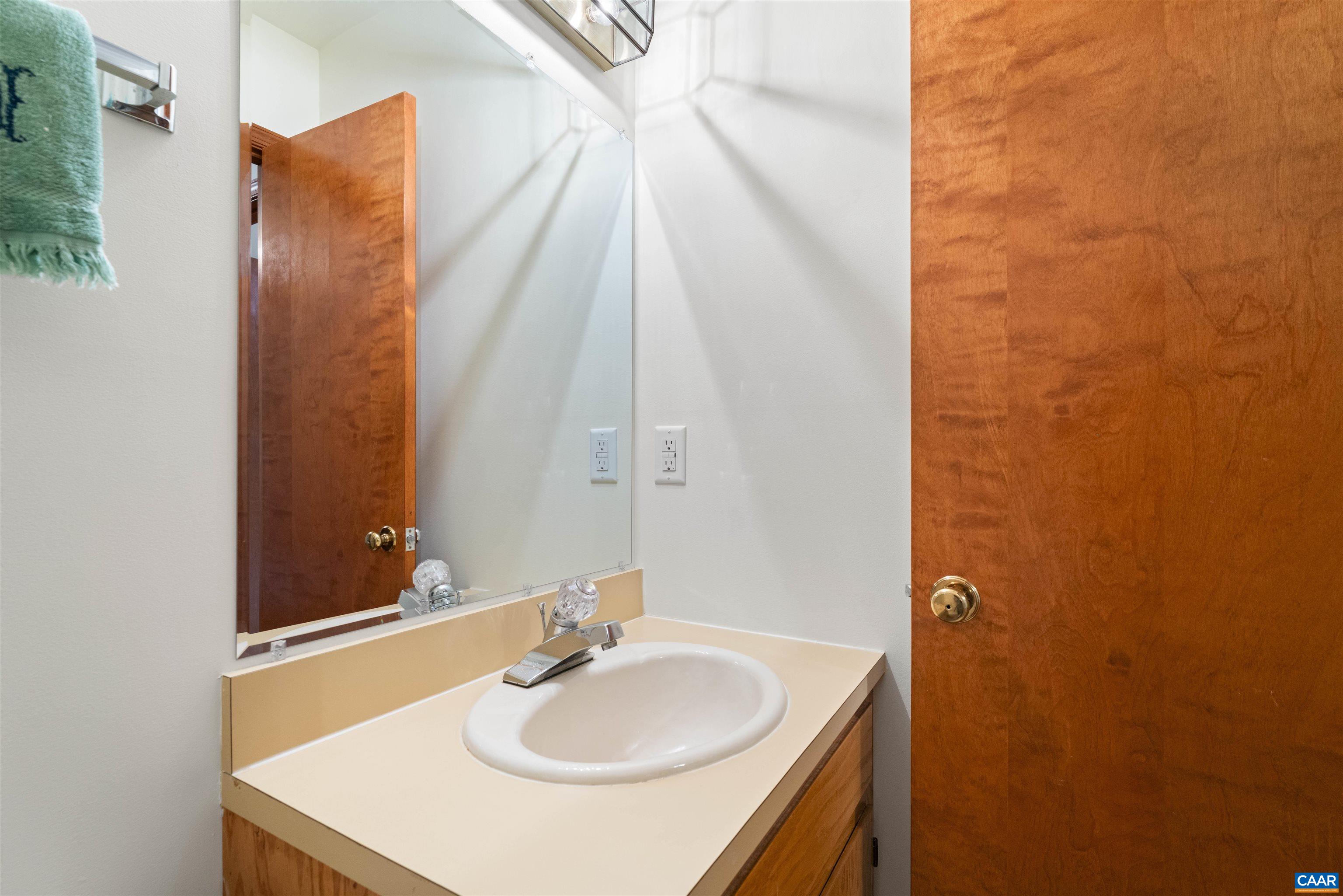 3335 BROOKSIDE DR, CHARLOTTESVILLE, Virginia 22901, 4 Bedrooms Bedrooms, ,3 BathroomsBathrooms,Residential,3335 BROOKSIDE DR,682450 MLS # 682450
