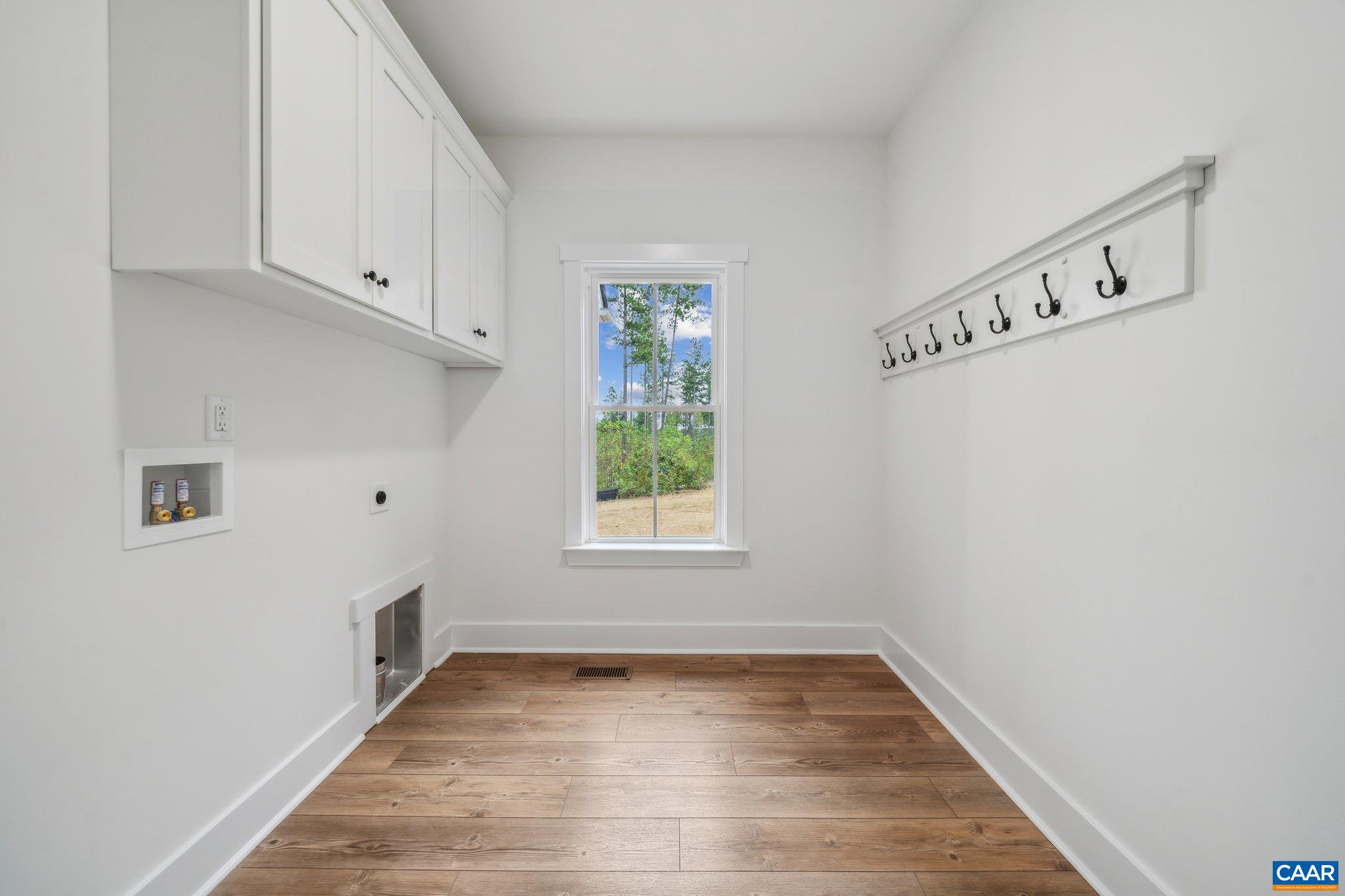 4345 DEEP CREEK RD, KENTS STORE, Virginia 23084, 3 Bedrooms Bedrooms, ,2 BathroomsBathrooms,Residential,4345 DEEP CREEK RD,682517 MLS # 682517 4345 DEEP CREEK RD, KENTS STORE, Virginia 23084, 3 Bedrooms Bedrooms, ,2 BathroomsBathrooms,Residential,4345 DEEP CREEK RD,682517 MLS # 682517
