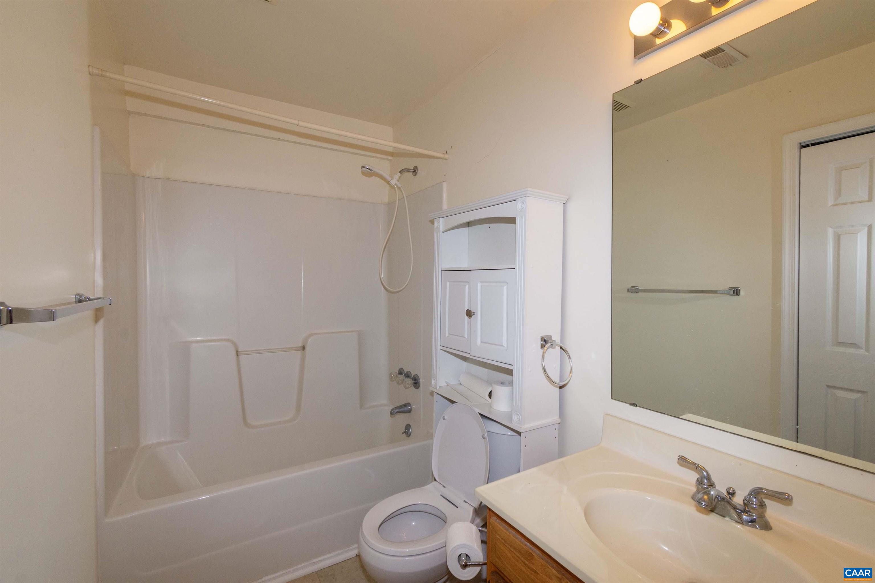 7467 ROBINSON RIVER RD, RAPIDAN, Virginia 22733, 5 Bedrooms Bedrooms, ,3 BathroomsBathrooms,Residential,7467 ROBINSON RIVER RD,682536 MLS # 682536 7467 ROBINSON RIVER RD, RAPIDAN, Virginia 22733, 5 Bedrooms Bedrooms, ,3 BathroomsBathrooms,Residential,7467 ROBINSON RIVER RD,682536 MLS # 682536