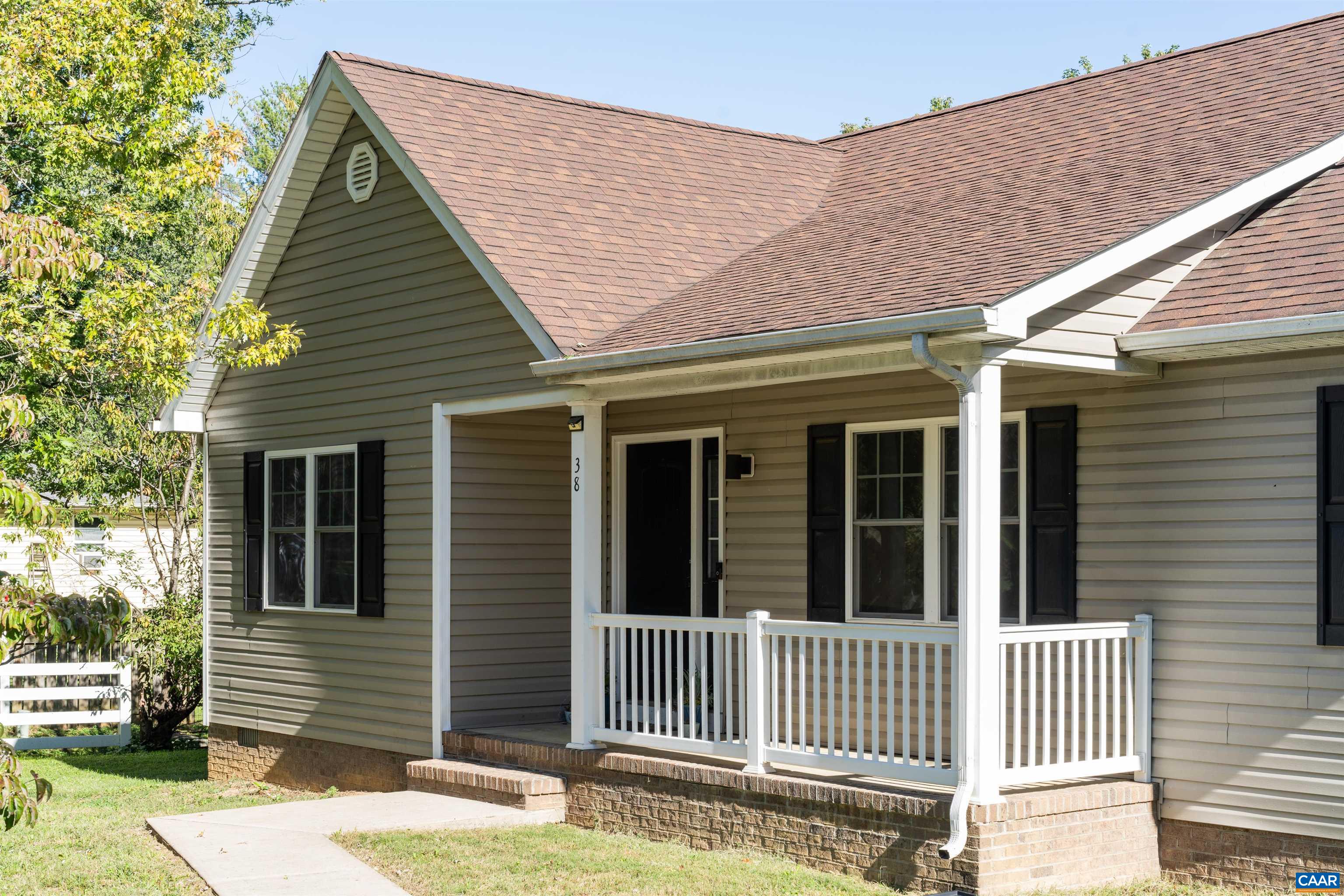 38 HAYRICK RD, WAYNESBORO, Virginia 22980, 3 Bedrooms Bedrooms, ,2 BathroomsBathrooms,Residential,38 HAYRICK RD,682538 MLS # 682538