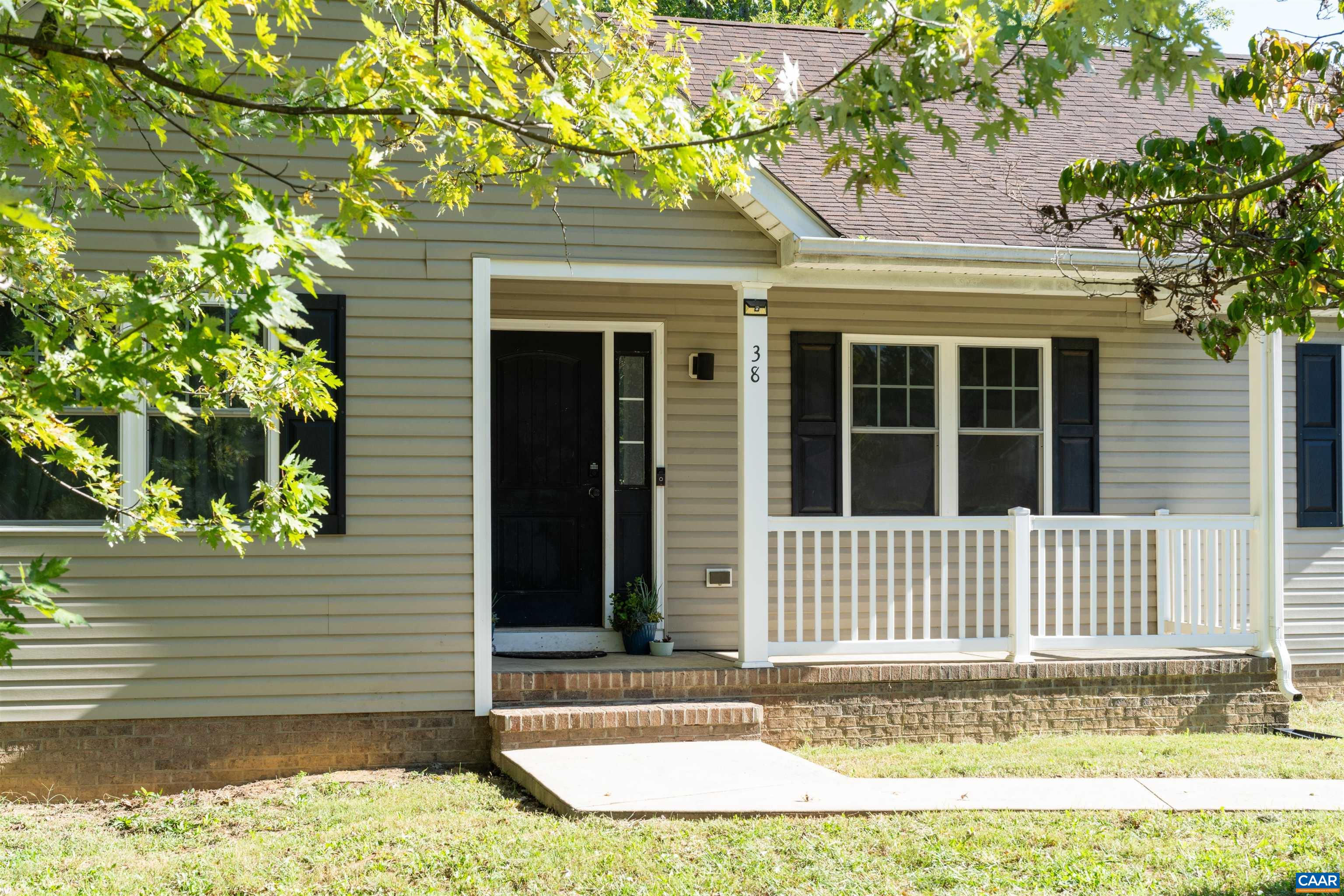 38 HAYRICK RD, WAYNESBORO, Virginia 22980, 3 Bedrooms Bedrooms, ,2 BathroomsBathrooms,Residential,38 HAYRICK RD,682538 MLS # 682538