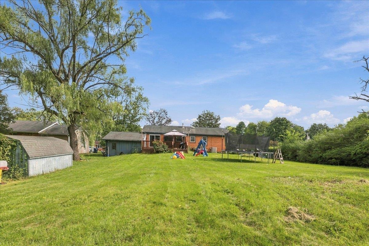 660 BLUE RIDGE DR, HARRISONBURG, Virginia 22802, 5 Bedrooms Bedrooms, ,3 BathroomsBathrooms,Residential,660 BLUE RIDGE DR,682540 MLS # 682540