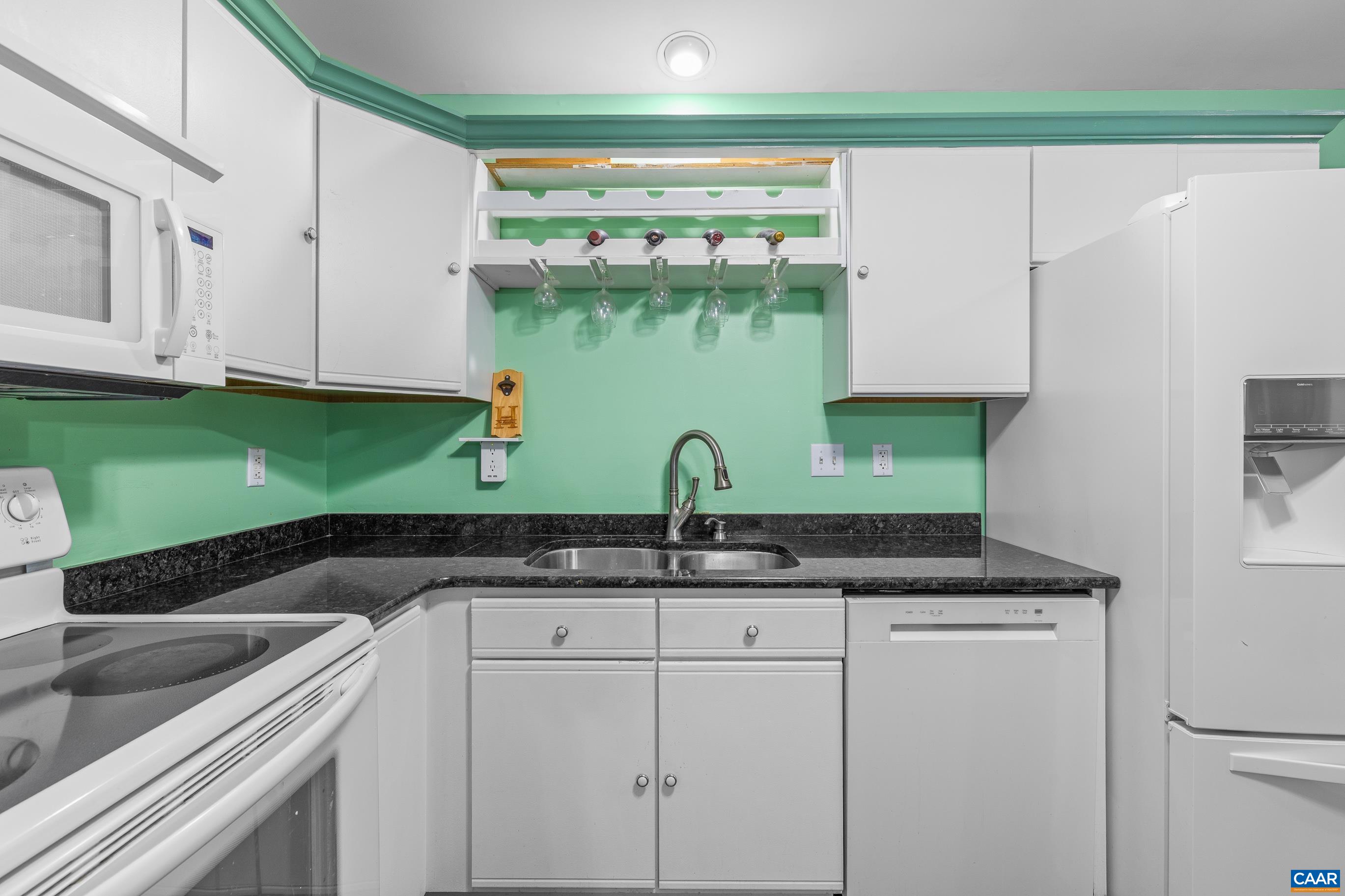 18 CLIFTWOOD RD, PALMYRA, Virginia 22963, 3 Bedrooms Bedrooms, ,2 BathroomsBathrooms,Residential,18 CLIFTWOOD RD,682452 MLS # 682452 18 CLIFTWOOD RD, PALMYRA, Virginia 22963, 3 Bedrooms Bedrooms, ,2 BathroomsBathrooms,Residential,18 CLIFTWOOD RD,682452 MLS # 682452