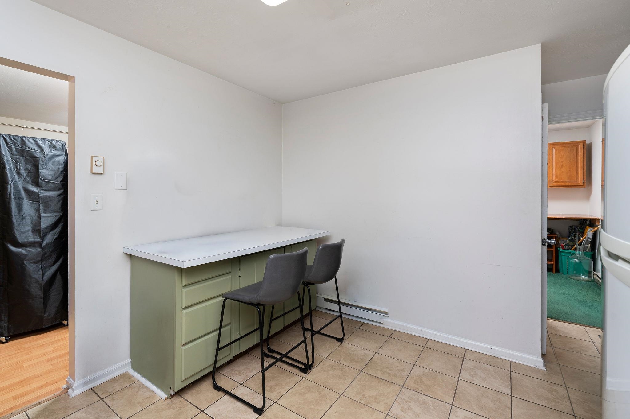 17 KEN VIEW AVE, VERONA, Virginia 24482, 3 Bedrooms Bedrooms, ,2 BathroomsBathrooms,Residential,17 KEN VIEW AVE,682545 MLS # 682545 17 KEN VIEW AVE, VERONA, Virginia 24482, 3 Bedrooms Bedrooms, ,2 BathroomsBathrooms,Residential,17 KEN VIEW AVE,682545 MLS # 682545