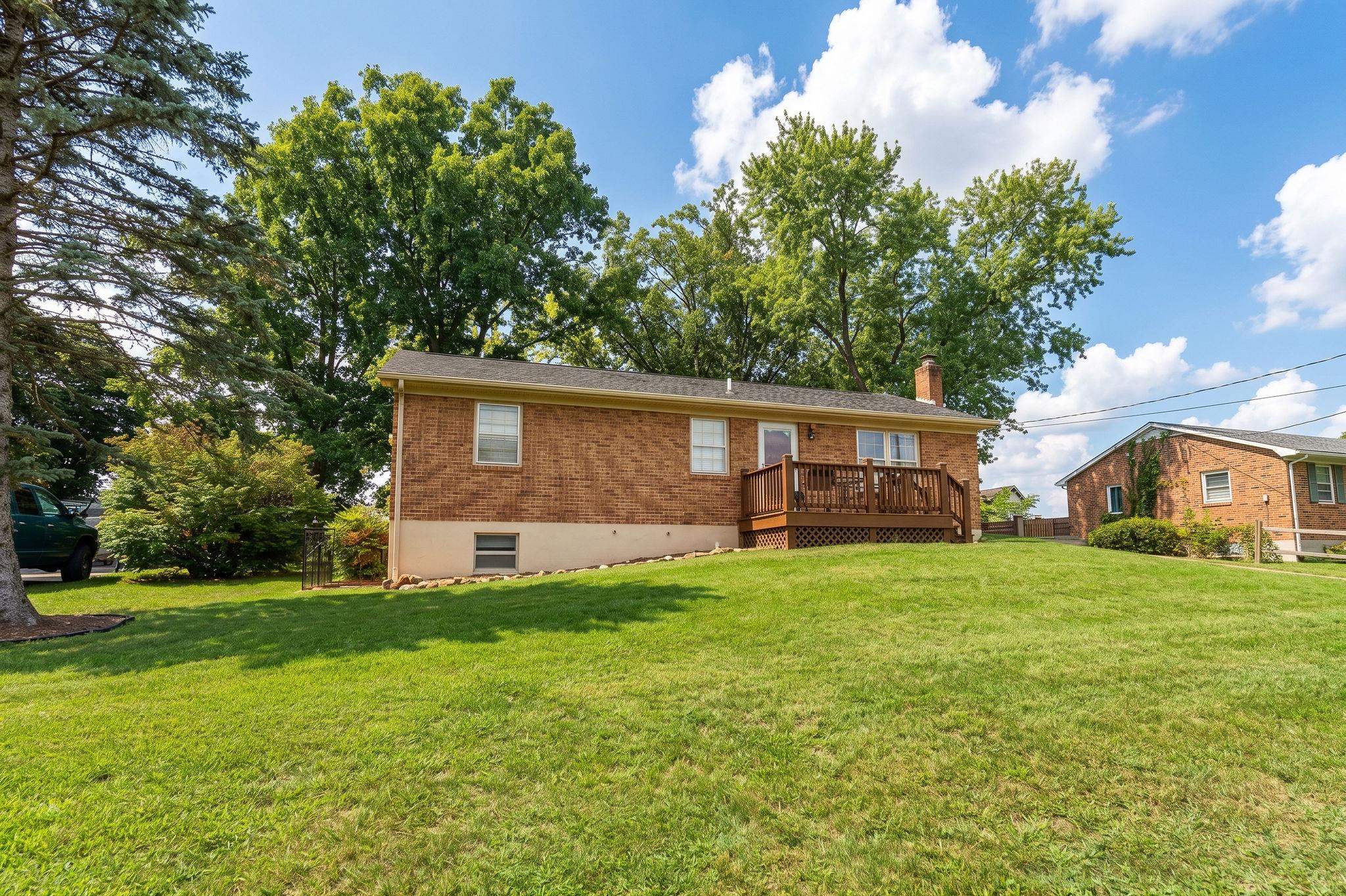 17 KEN VIEW AVE, VERONA, Virginia 24482, 3 Bedrooms Bedrooms, ,2 BathroomsBathrooms,Residential,17 KEN VIEW AVE,682545 MLS # 682545 17 KEN VIEW AVE, VERONA, Virginia 24482, 3 Bedrooms Bedrooms, ,2 BathroomsBathrooms,Residential,17 KEN VIEW AVE,682545 MLS # 682545