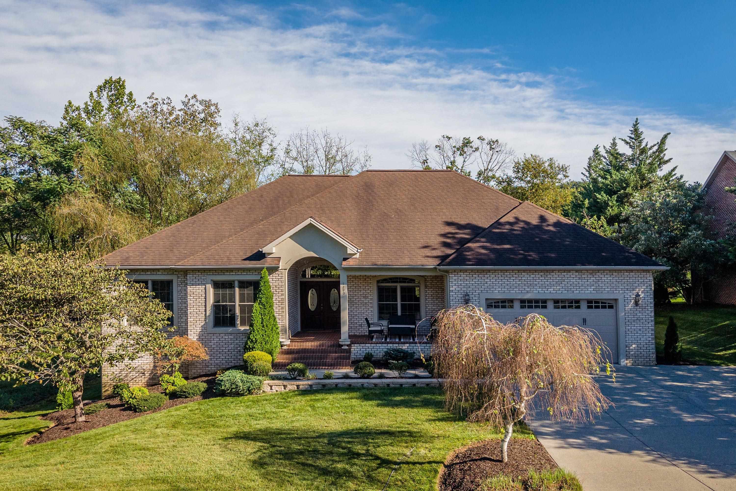 1290 KENTSHIRE DR, ROCKINGHAM, Virginia 22801, 5 Bedrooms Bedrooms, ,3 BathroomsBathrooms,Residential,1290 KENTSHIRE DR,682546 MLS # 682546 1290 KENTSHIRE DR, ROCKINGHAM, Virginia 22801, 5 Bedrooms Bedrooms, ,3 BathroomsBathrooms,Residential,1290 KENTSHIRE DR,682546 MLS # 682546