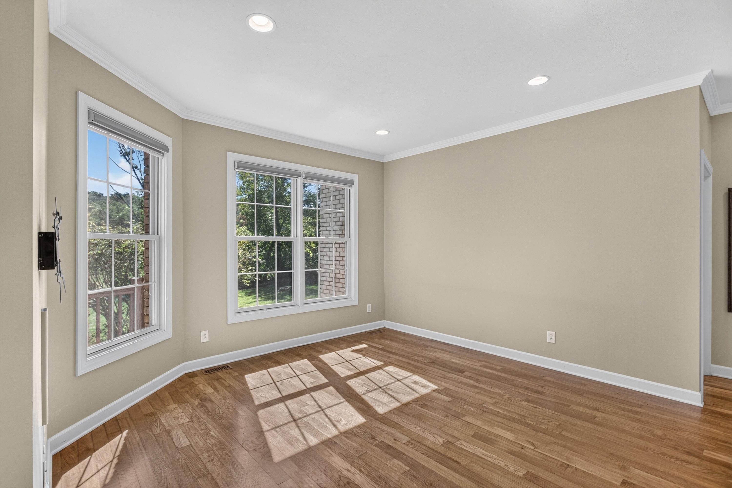 1290 KENTSHIRE DR, ROCKINGHAM, Virginia 22801, 5 Bedrooms Bedrooms, ,3 BathroomsBathrooms,Residential,1290 KENTSHIRE DR,682546 MLS # 682546 1290 KENTSHIRE DR, ROCKINGHAM, Virginia 22801, 5 Bedrooms Bedrooms, ,3 BathroomsBathrooms,Residential,1290 KENTSHIRE DR,682546 MLS # 682546