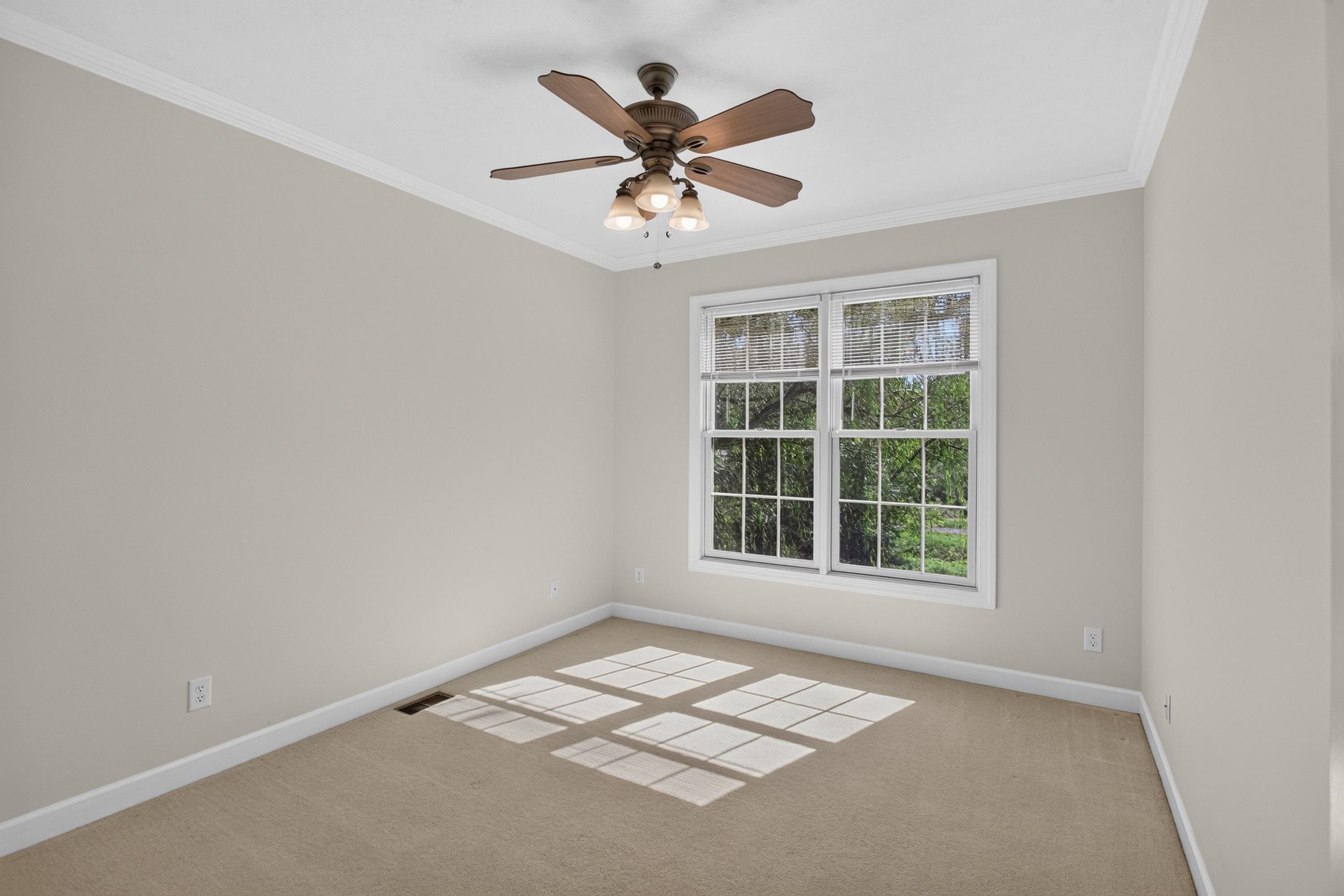 1290 KENTSHIRE DR, ROCKINGHAM, Virginia 22801, 5 Bedrooms Bedrooms, ,3 BathroomsBathrooms,Residential,1290 KENTSHIRE DR,682546 MLS # 682546 1290 KENTSHIRE DR, ROCKINGHAM, Virginia 22801, 5 Bedrooms Bedrooms, ,3 BathroomsBathrooms,Residential,1290 KENTSHIRE DR,682546 MLS # 682546